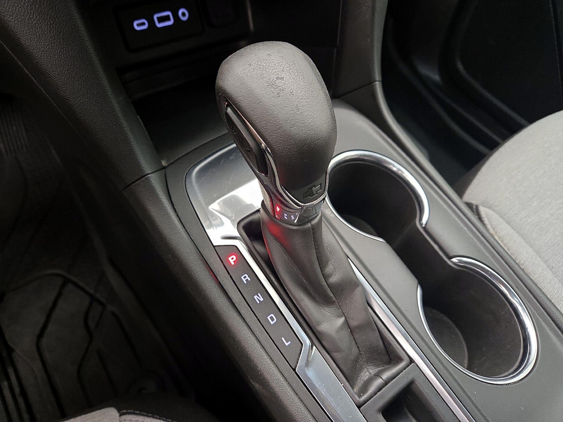 Thumbnail: 2023 Chevrolet Equinox - 17