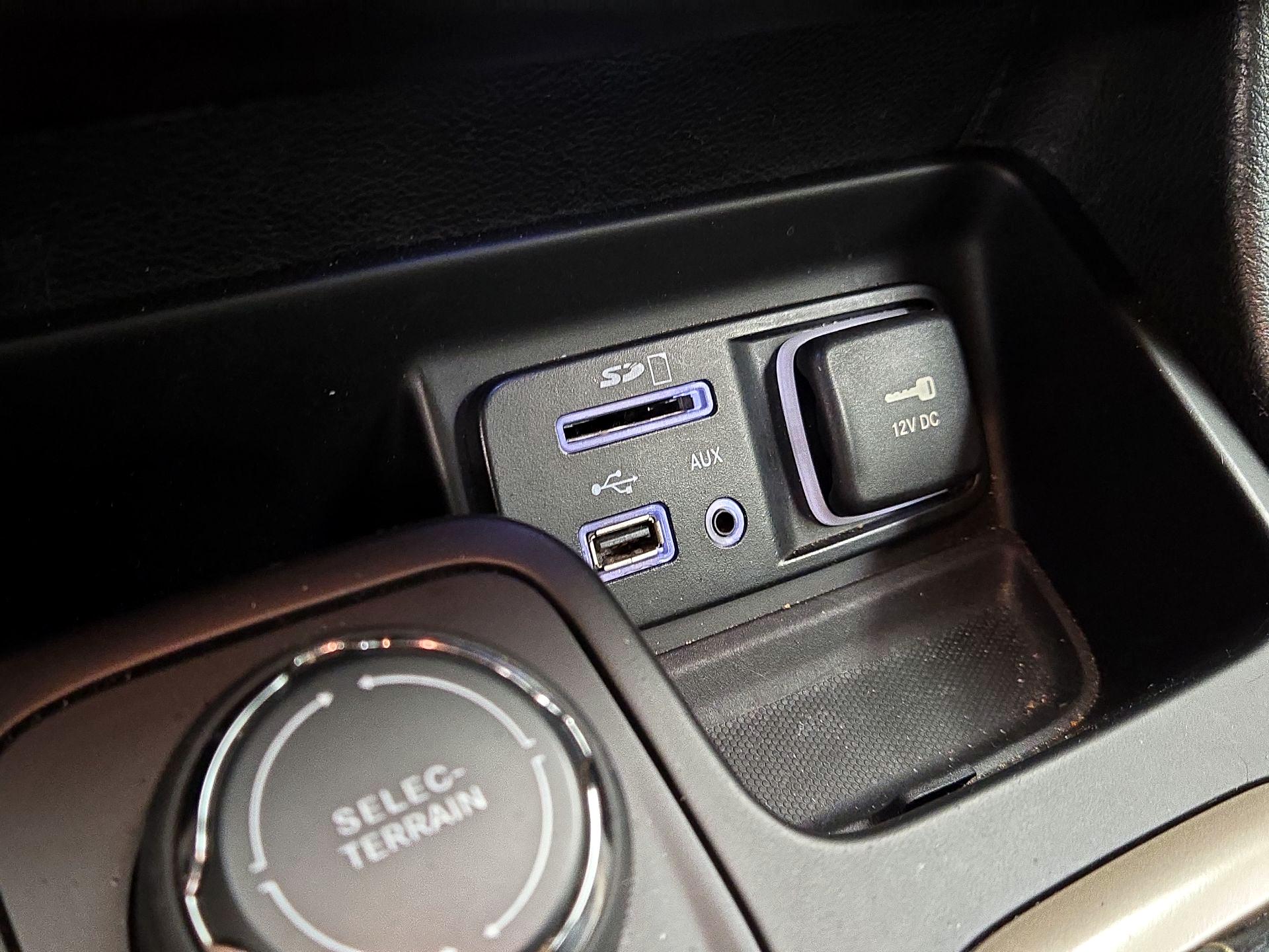 Thumbnail: 2015 Jeep Cherokee - 19