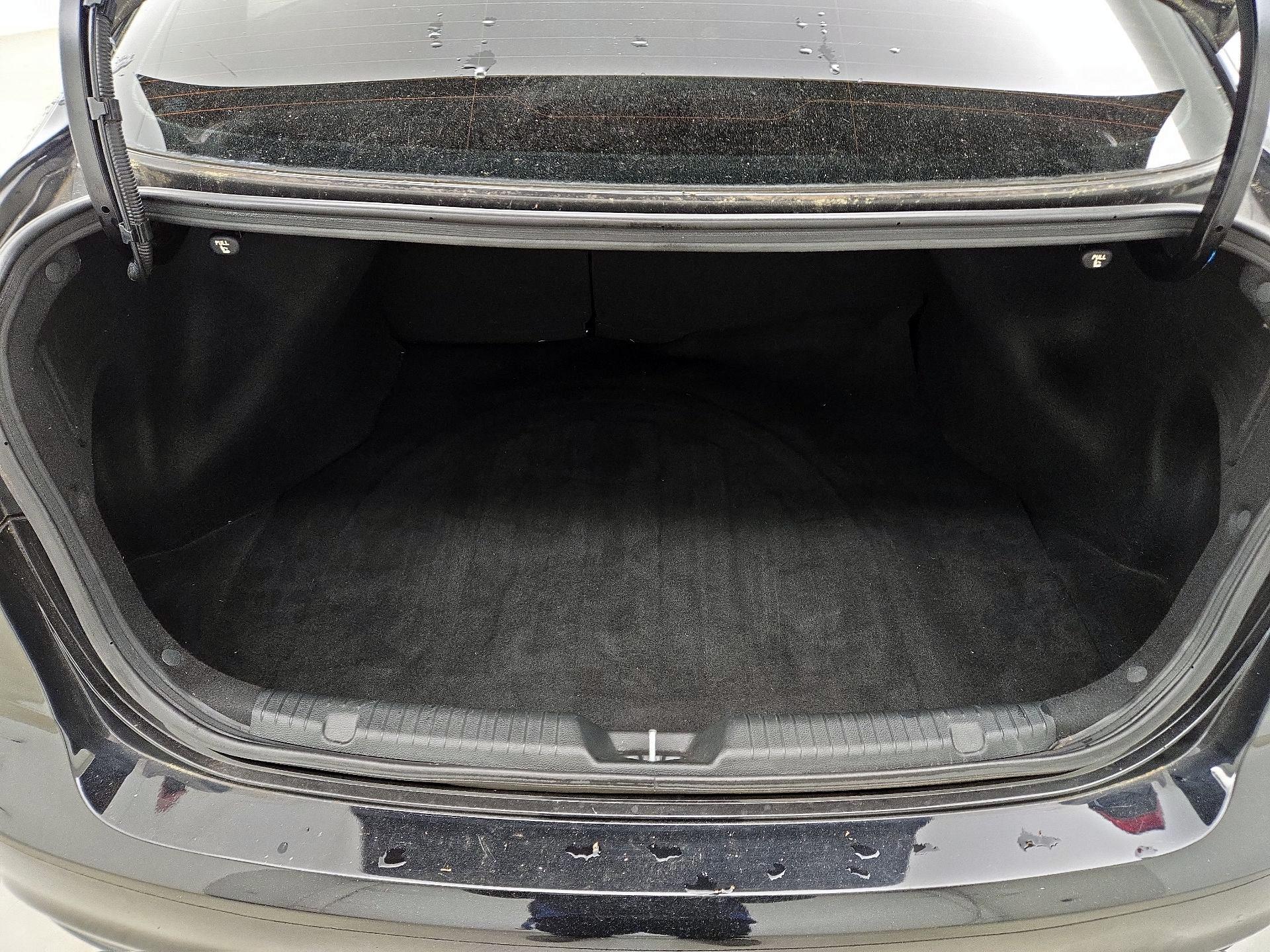 Thumbnail: 2018 Kia Forte - 20