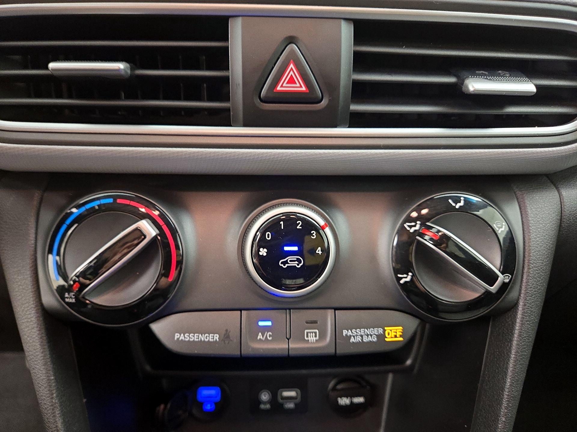 Thumbnail: 2020 Hyundai Kona - 16