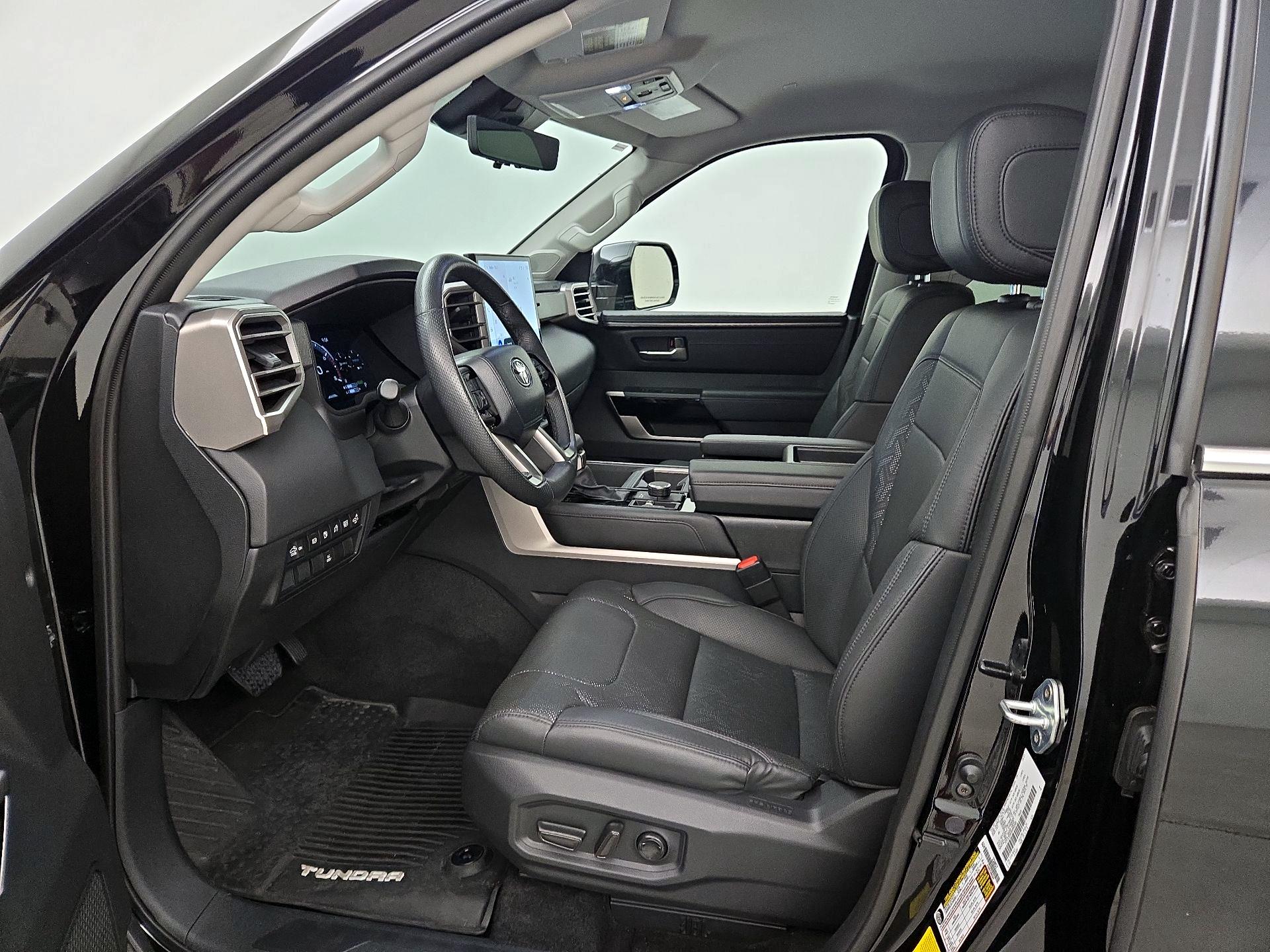 Thumbnail: 2024 Toyota Tundra - 11