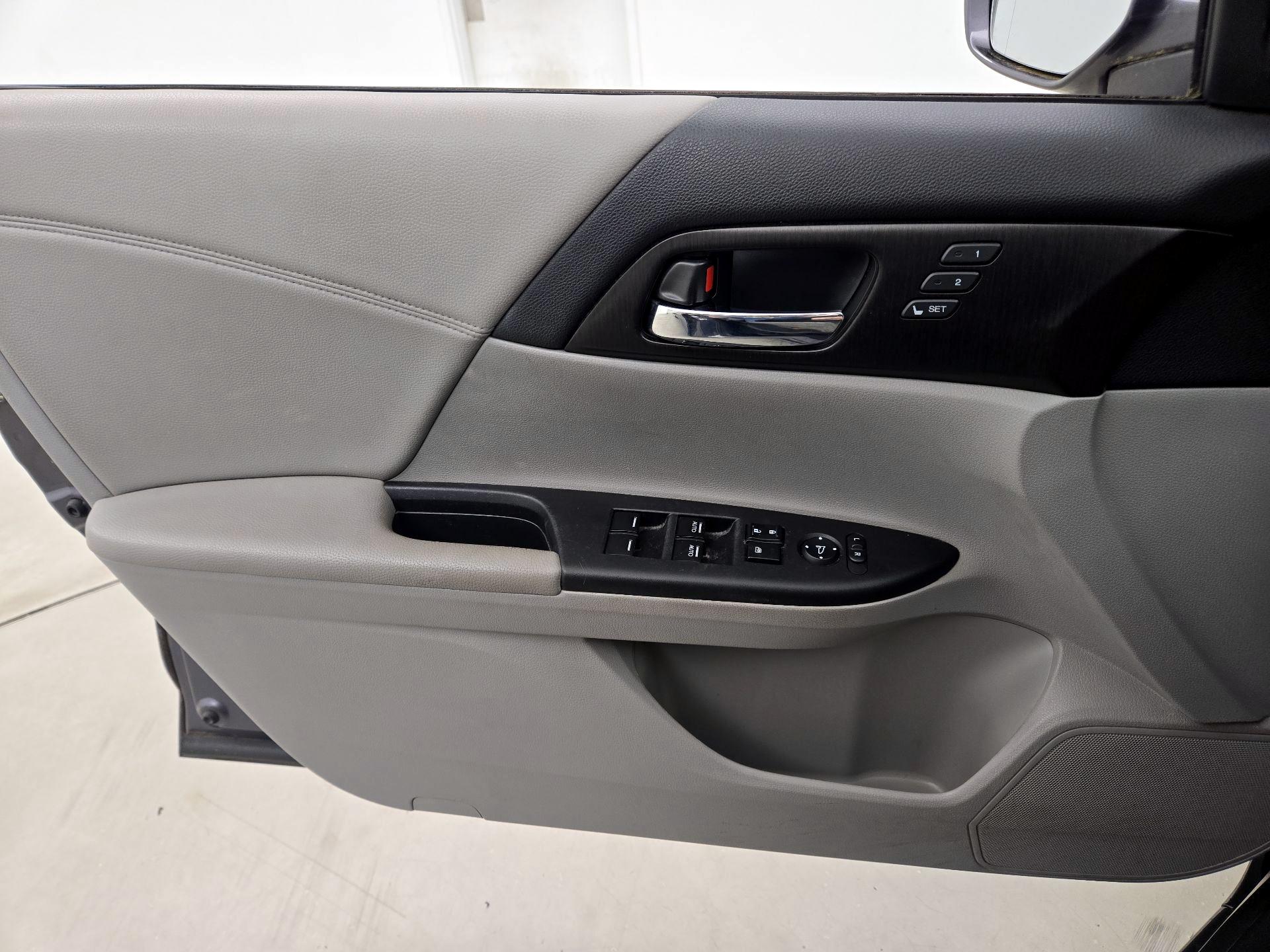 Thumbnail: 2014 Honda Accord - 12