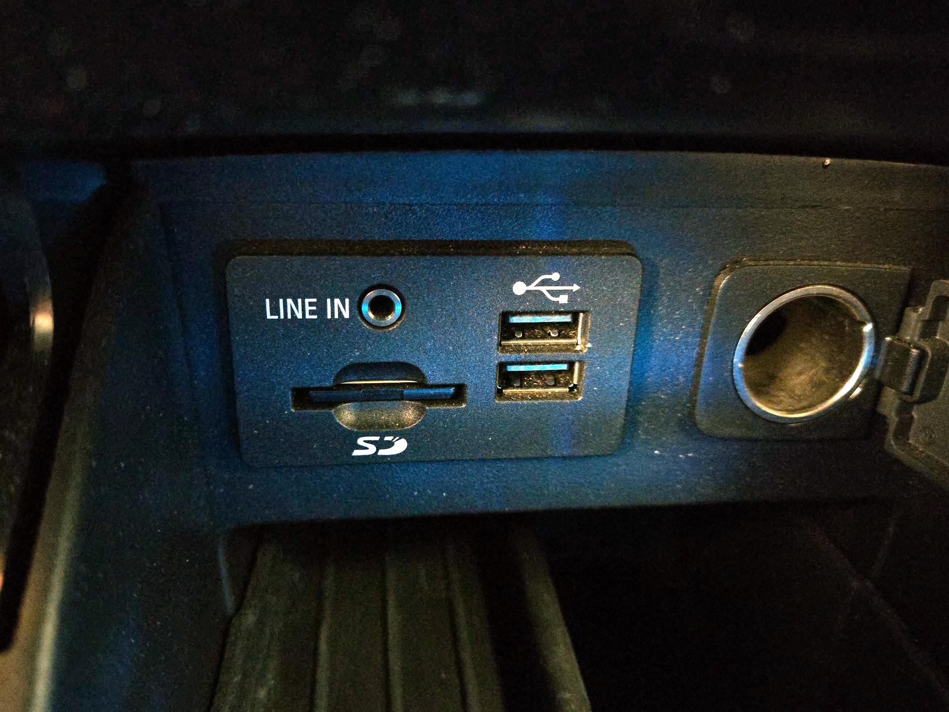 Thumbnail: 2015 Ford Explorer - 18