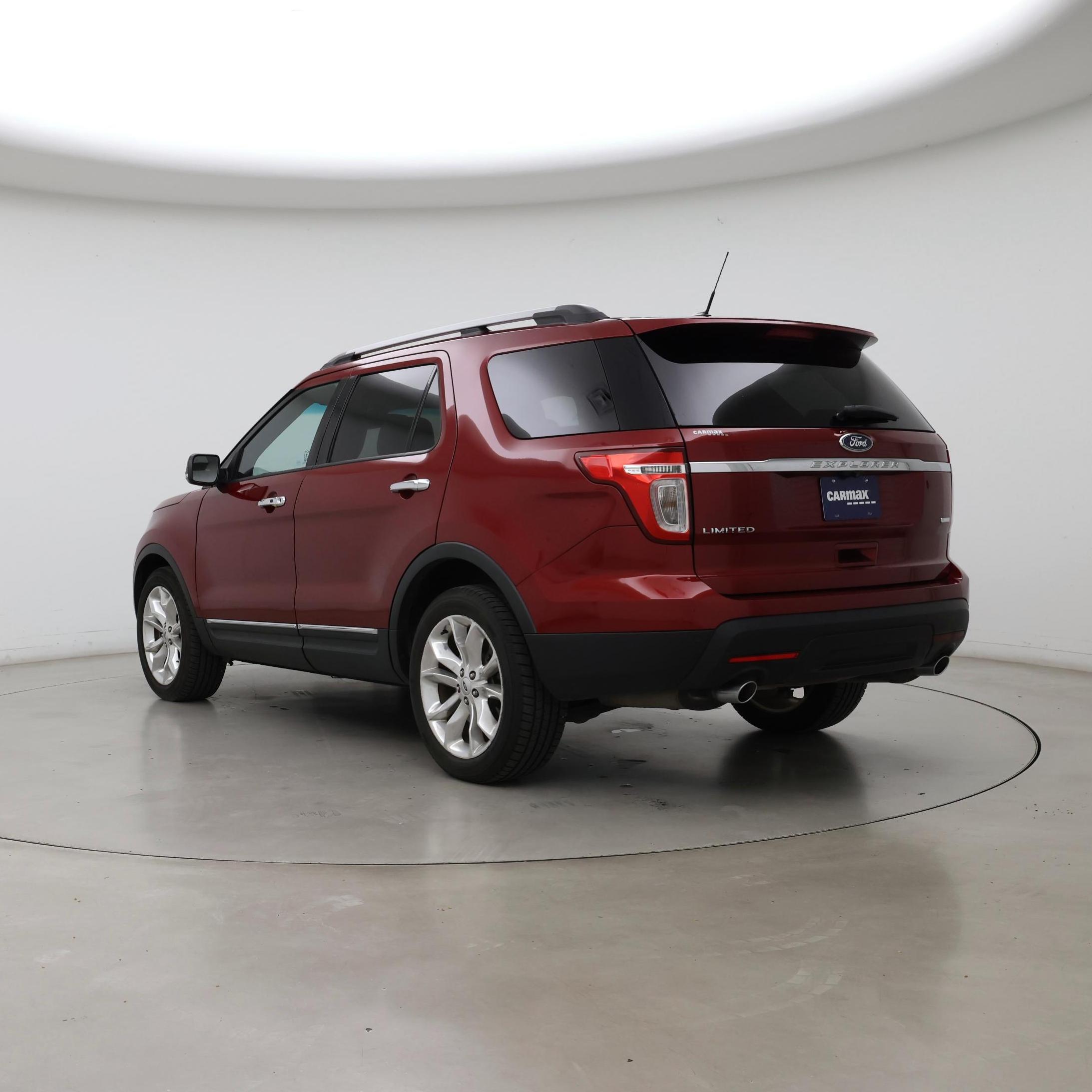 Thumbnail: 2015 Ford Explorer - 2