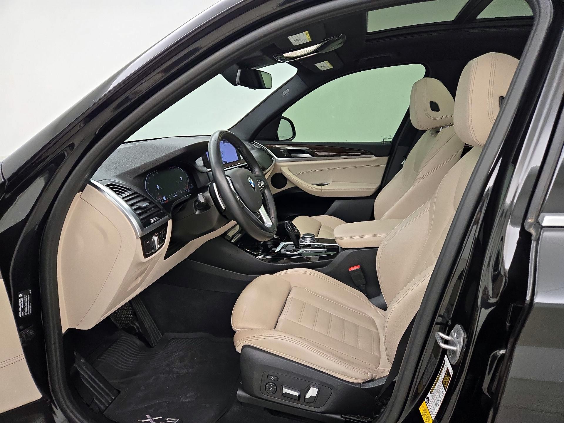 Thumbnail: 2021 BMW X3 - 11