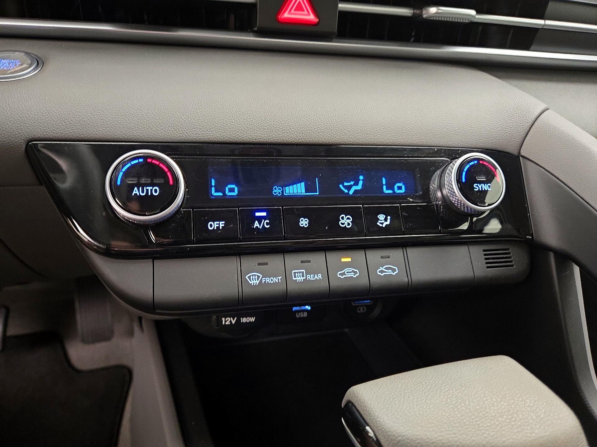 Thumbnail: 2023 Hyundai Elantra - 16