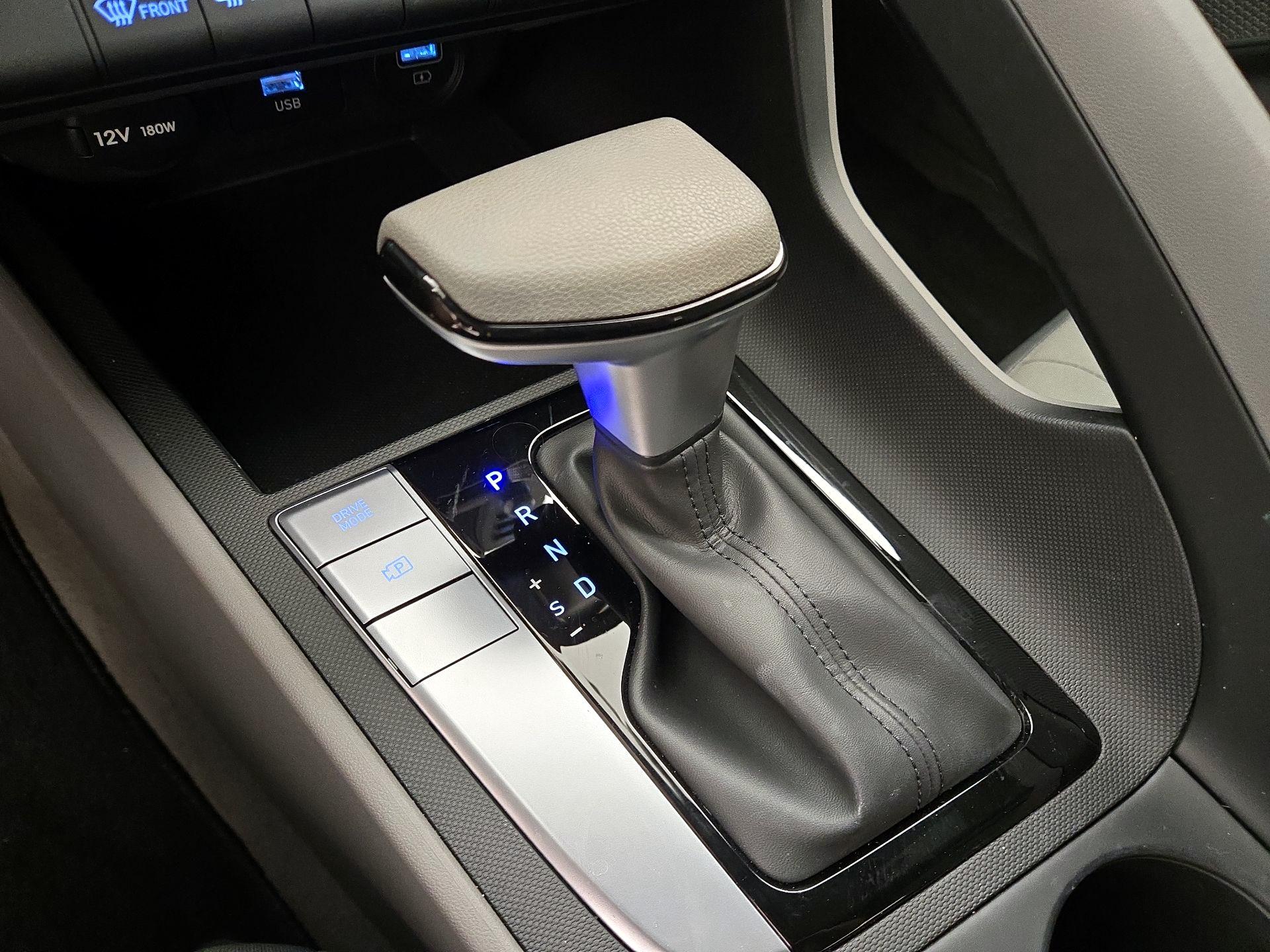 Thumbnail: 2023 Hyundai Elantra - 17