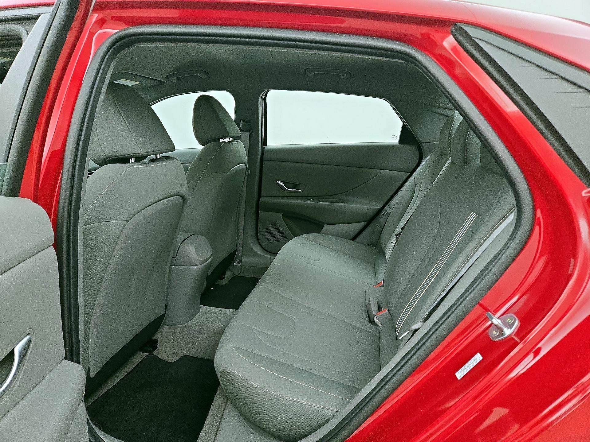 Thumbnail: 2023 Hyundai Elantra - 19