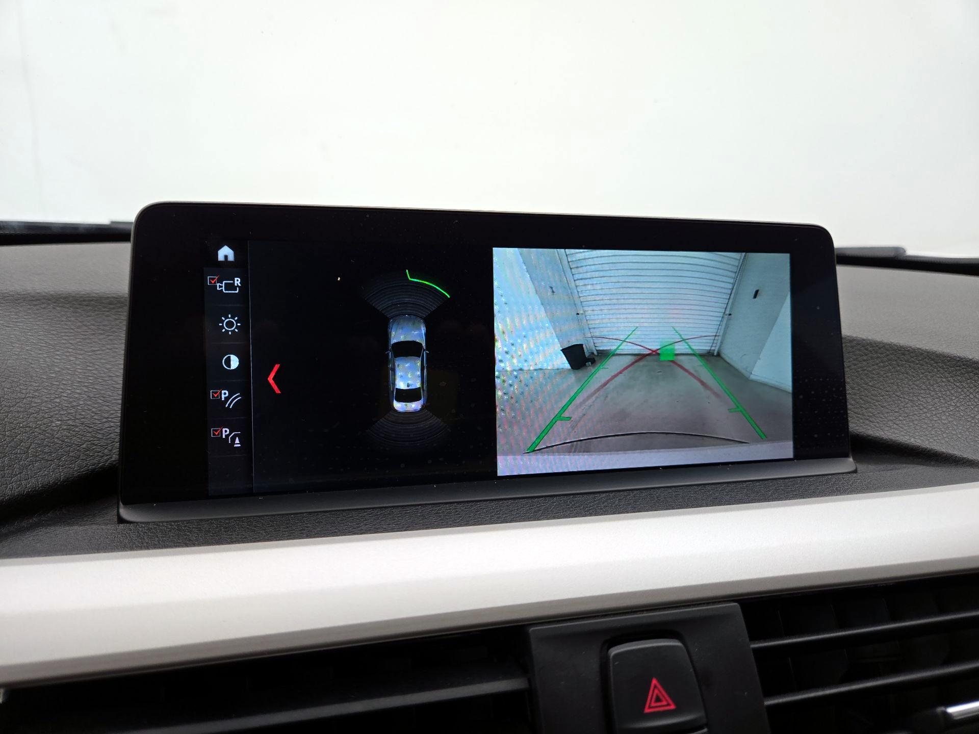 Thumbnail: 2018 BMW 3 Series - 14