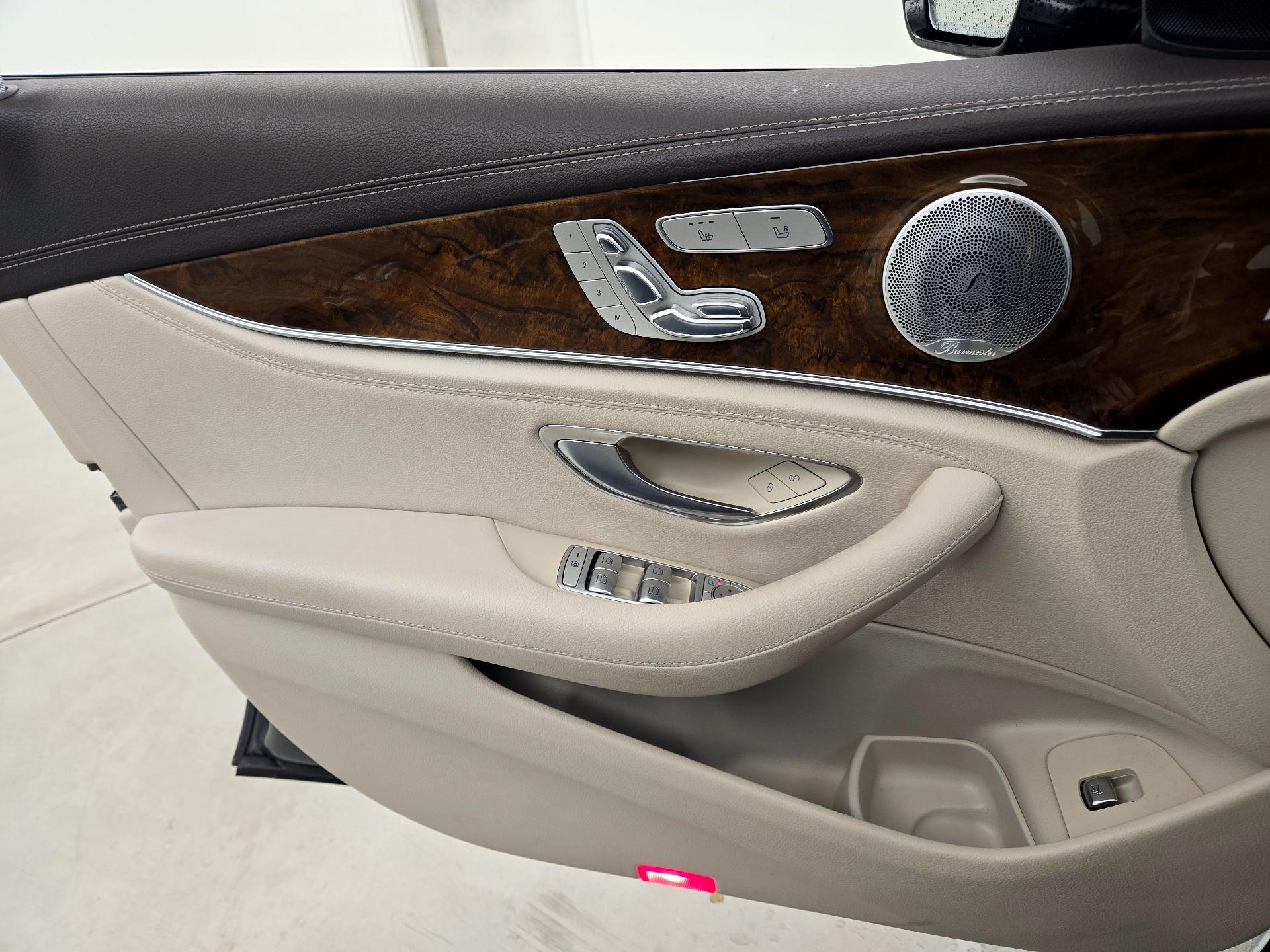 Thumbnail: 2018 Mercedes-Benz E-Class - 12