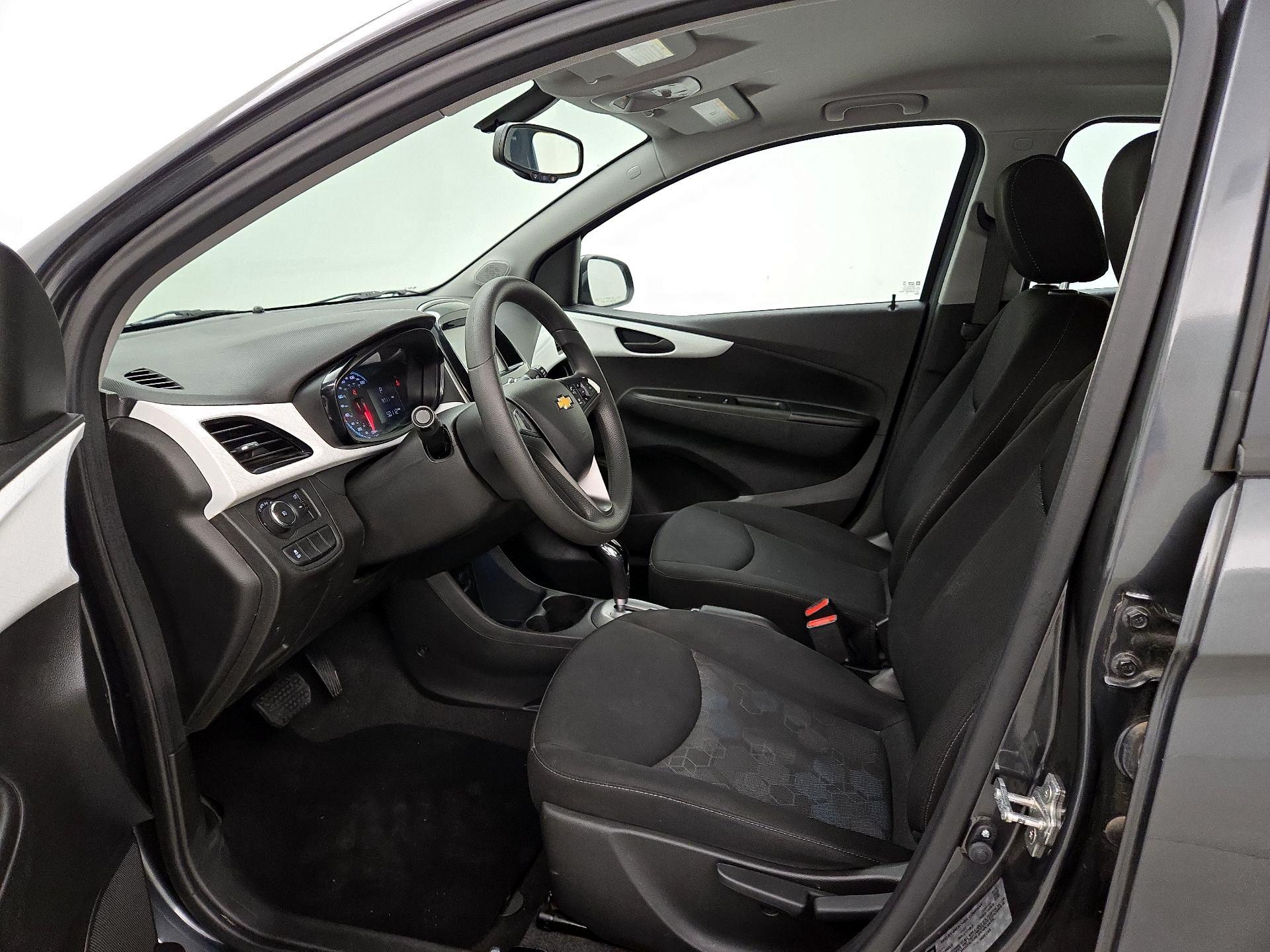 Thumbnail: 2017 Chevrolet Spark - 11