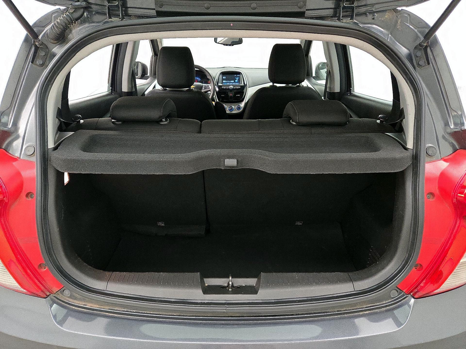 Thumbnail: 2017 Chevrolet Spark - 20