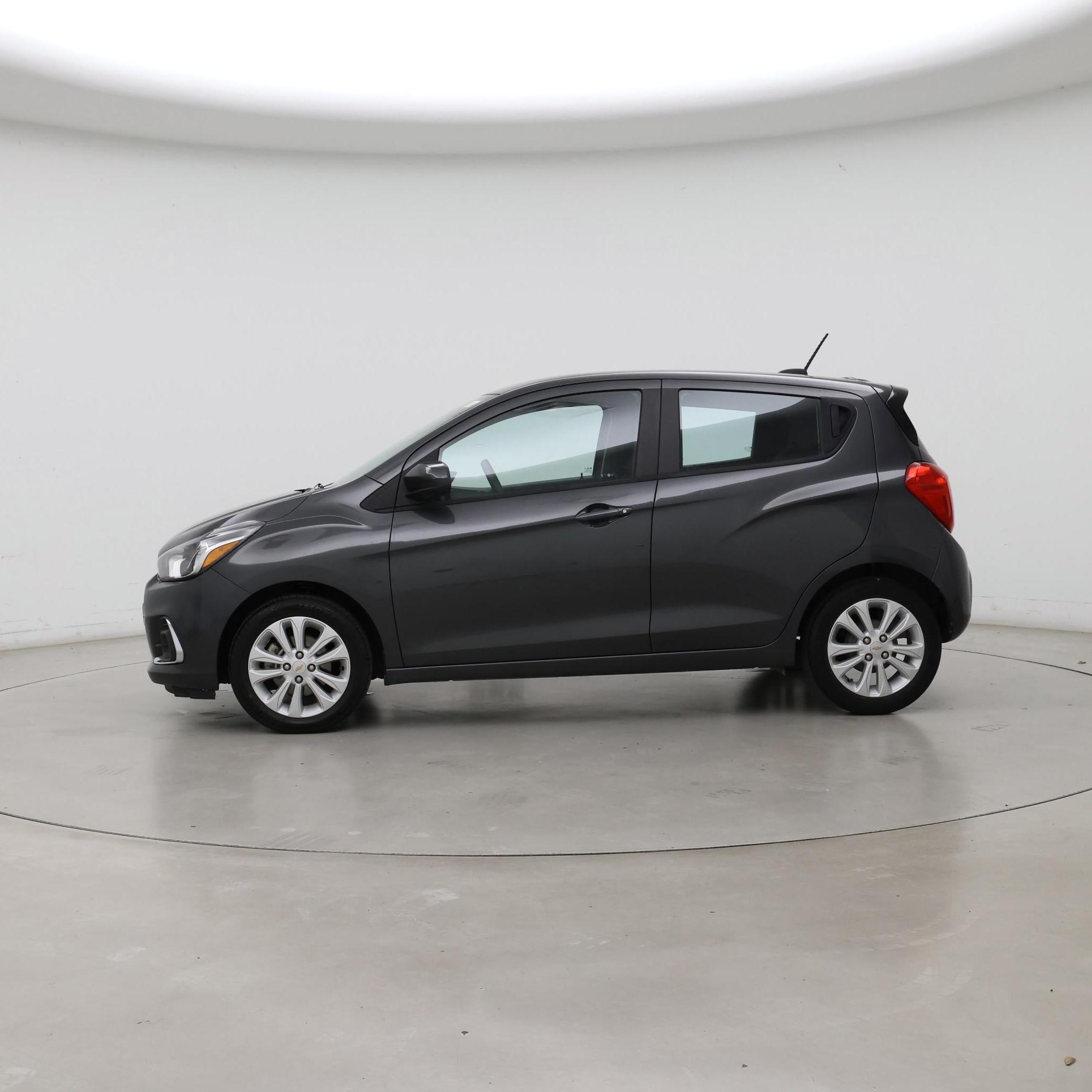 Thumbnail: 2017 Chevrolet Spark - 3