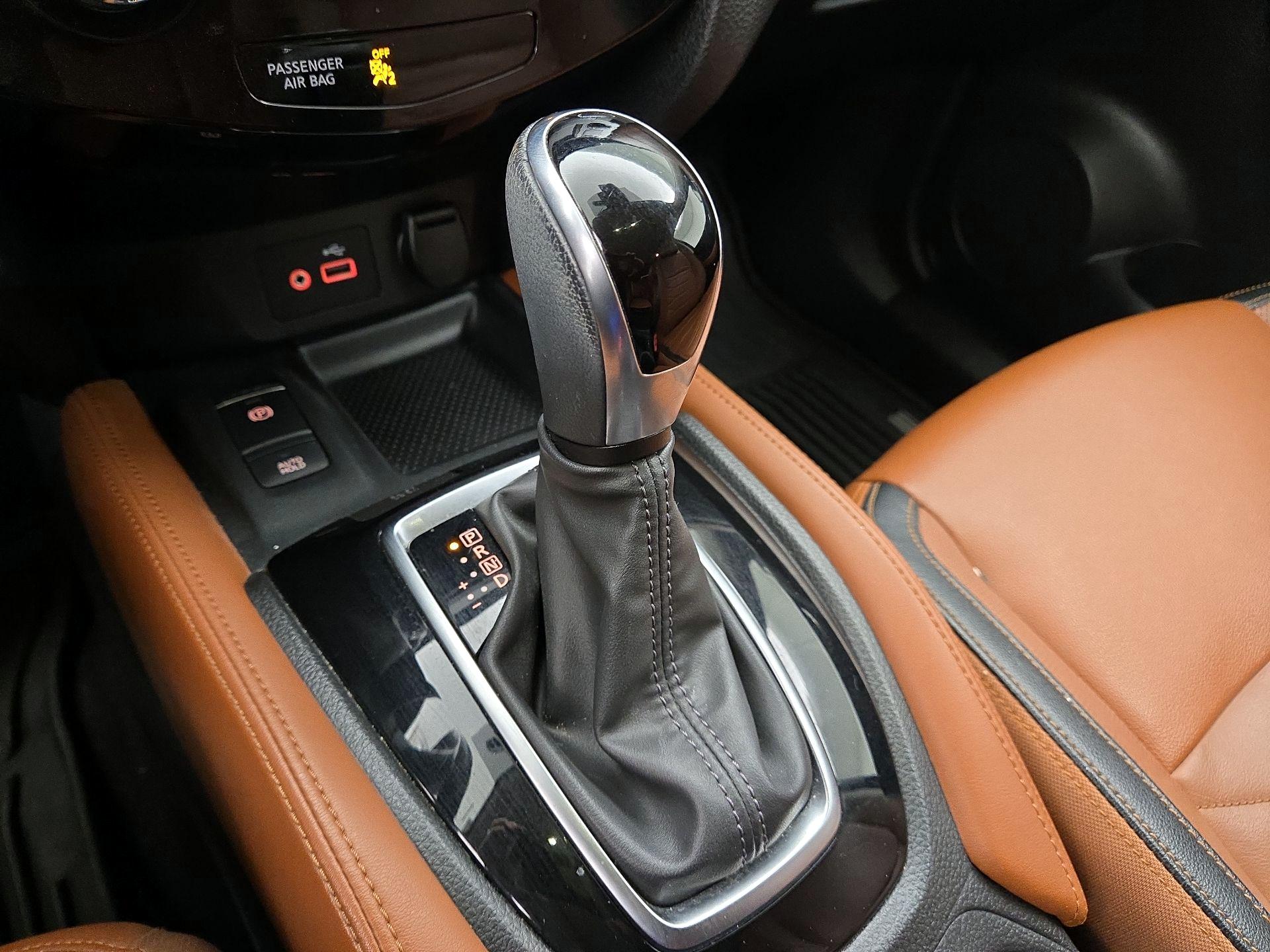 Thumbnail: 2019 Nissan Rogue - 18