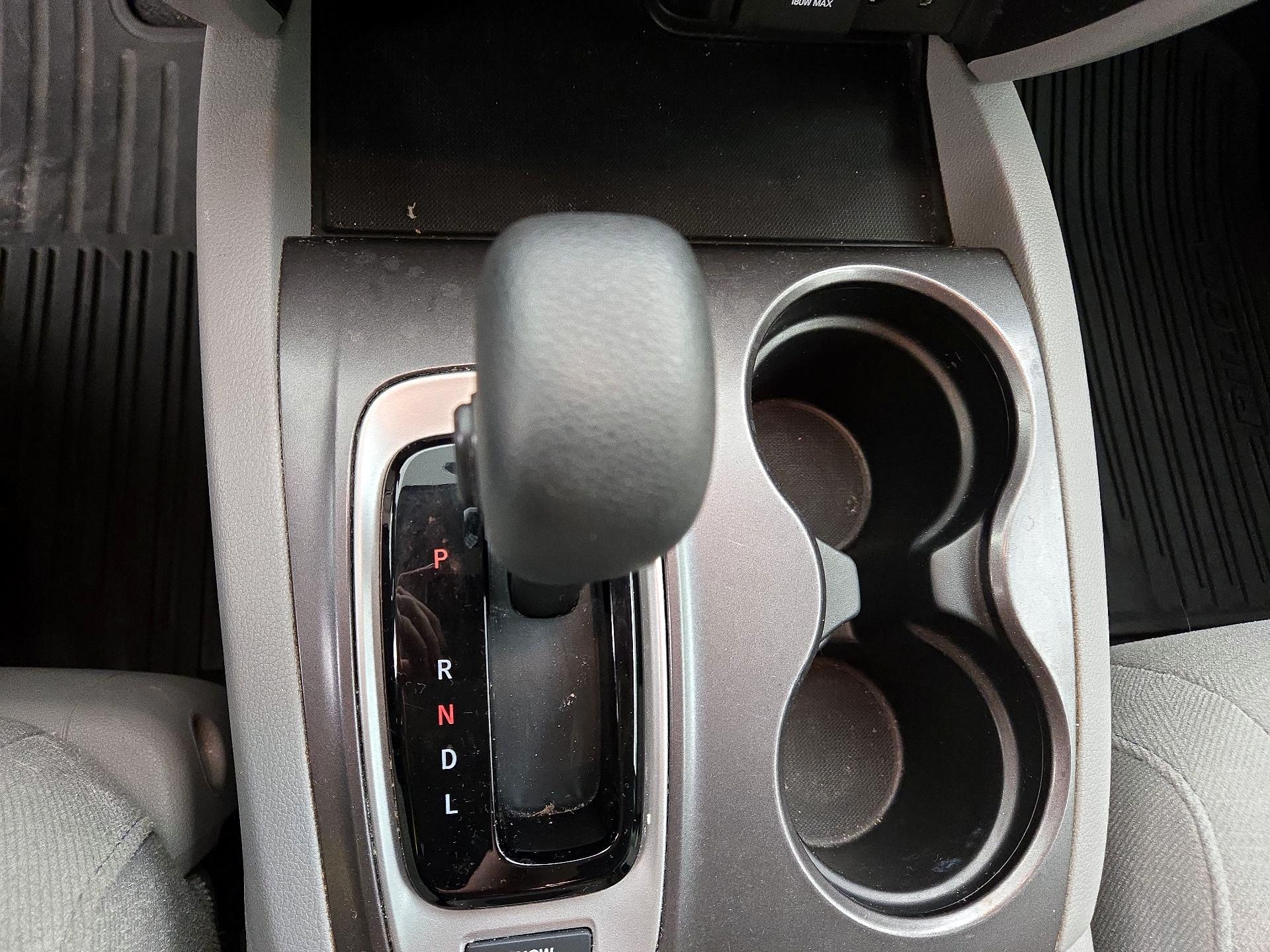 Thumbnail: 2017 Honda Pilot - 17