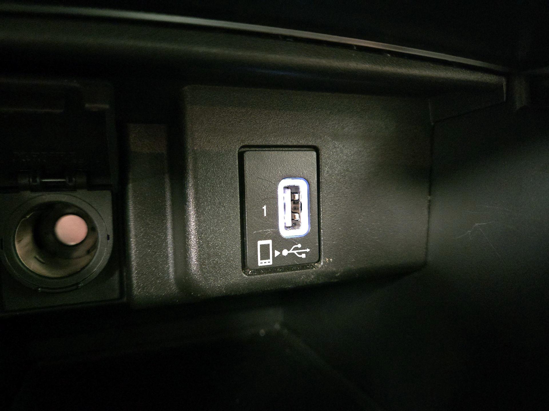 Thumbnail: 2018 Honda Accord - 18