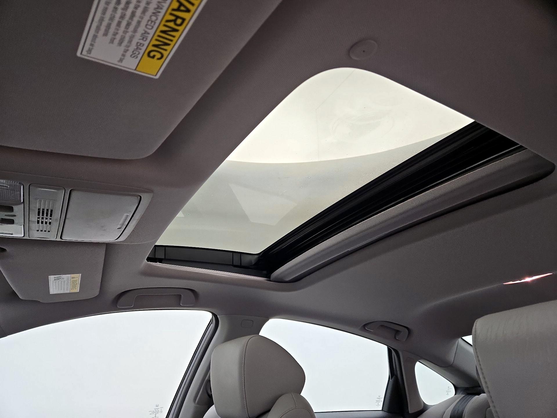 Thumbnail: 2018 Honda Accord - 19