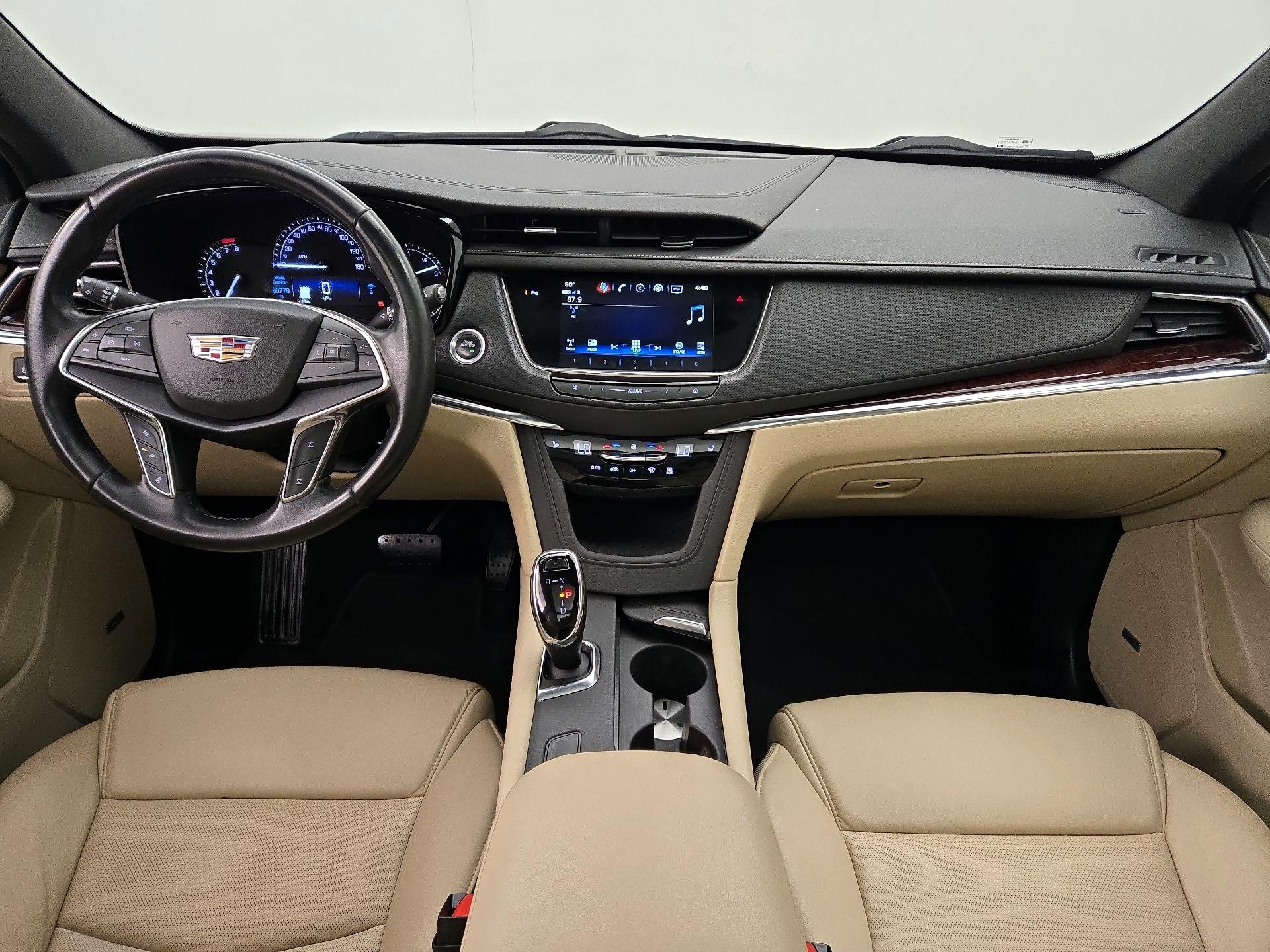 Thumbnail: 2019 Cadillac XT5 - 9