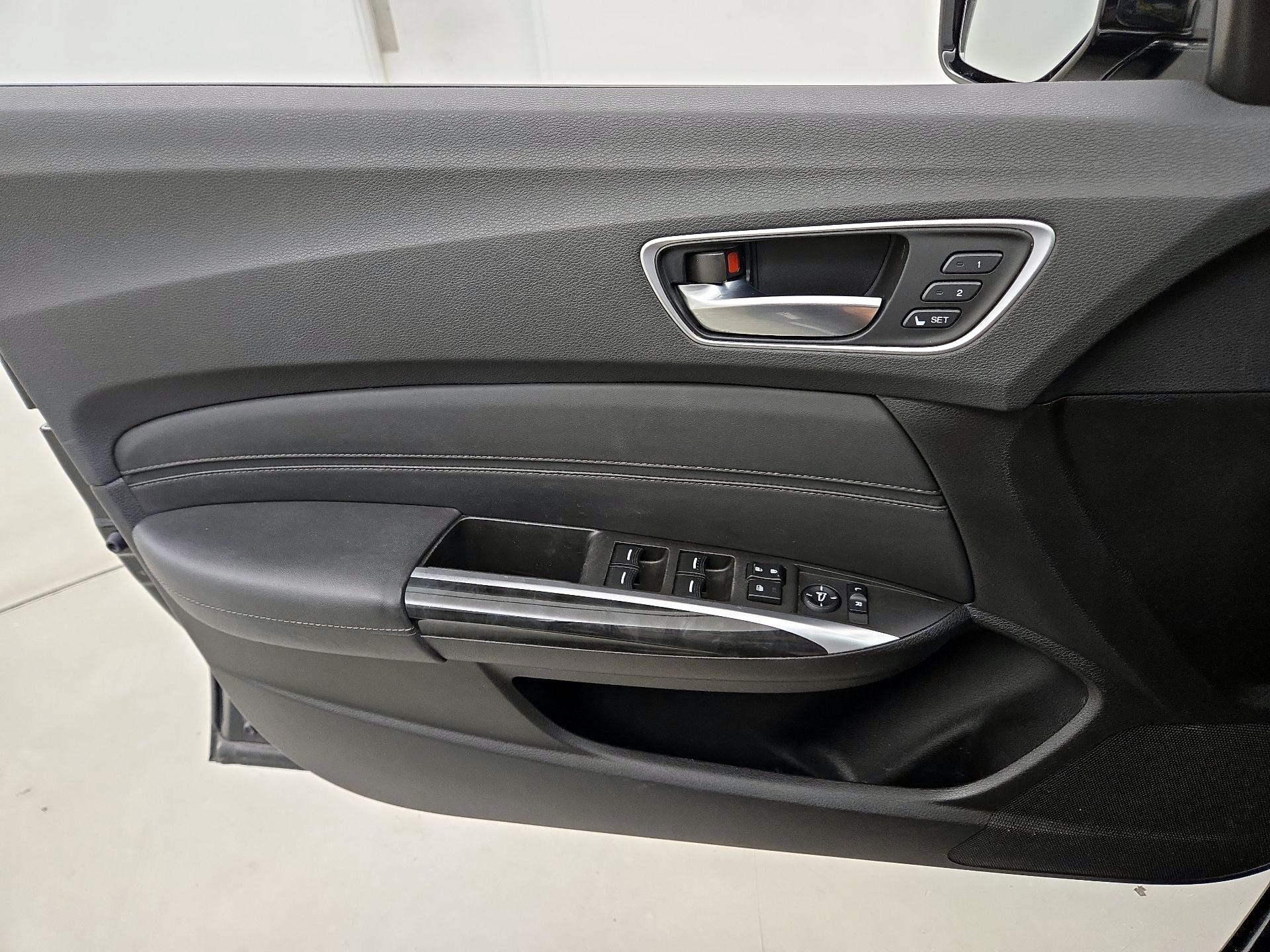 Thumbnail: 2020 Acura TLX - 12