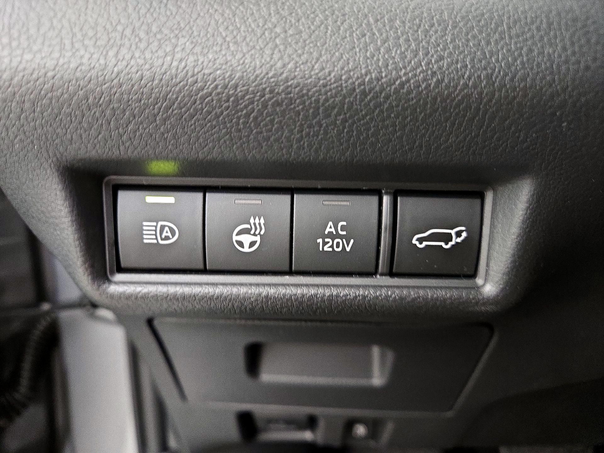 Thumbnail: 2026 Toyota Highlander - 13