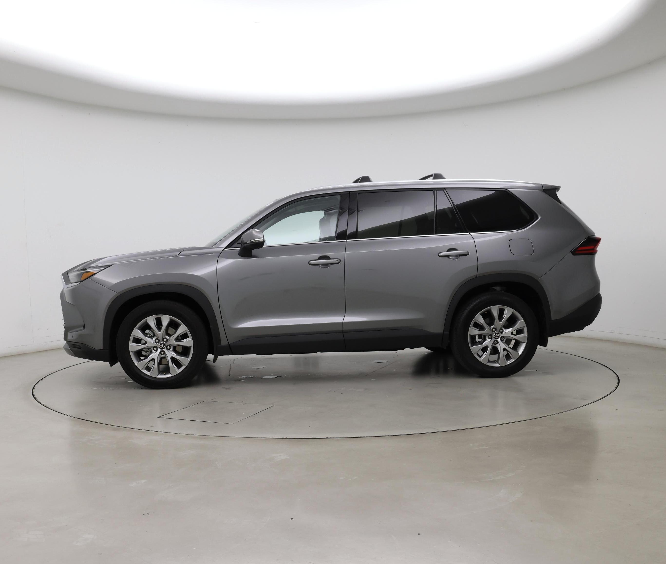 Thumbnail: 2026 Toyota Highlander - 3