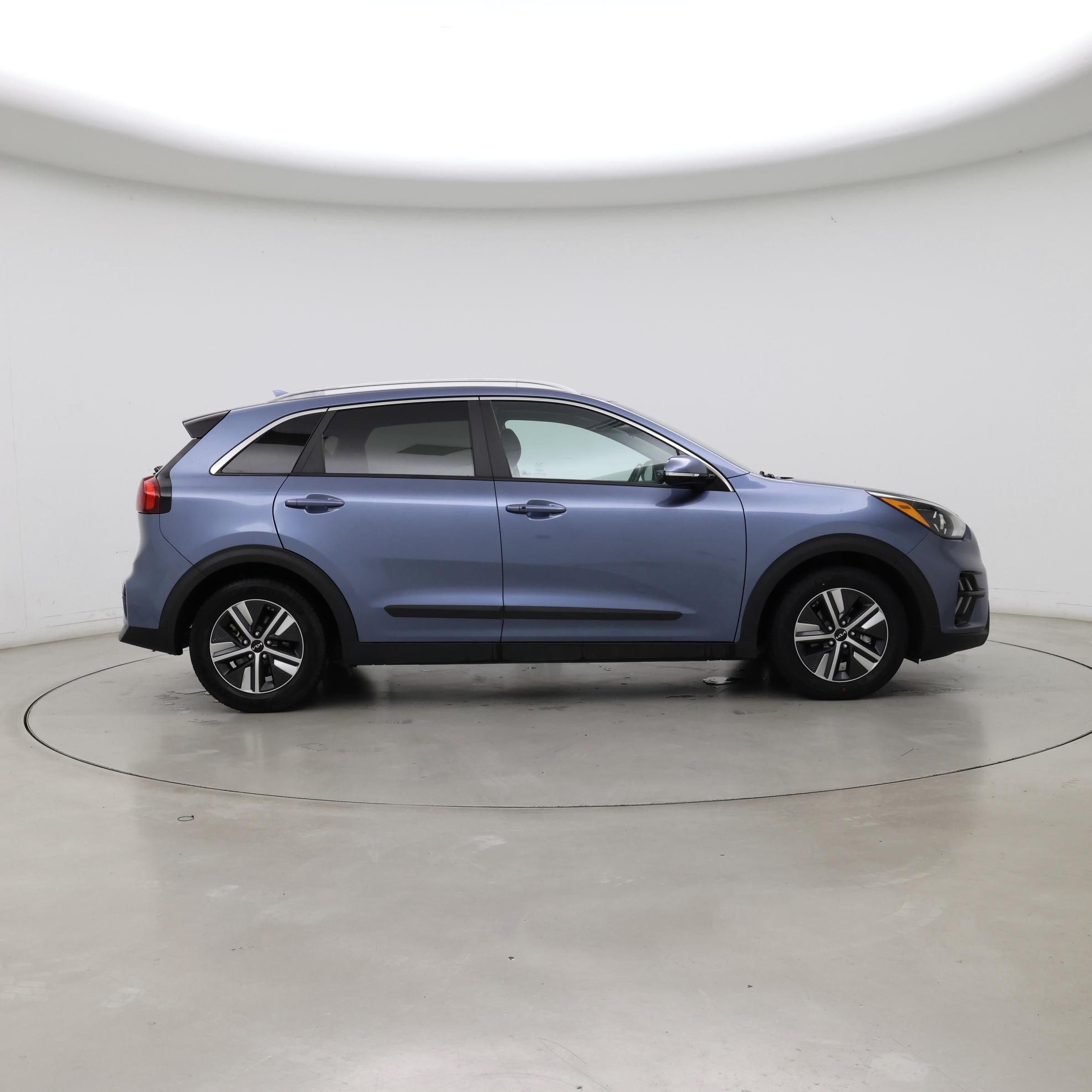 Thumbnail: 2022 Kia Niro - 7