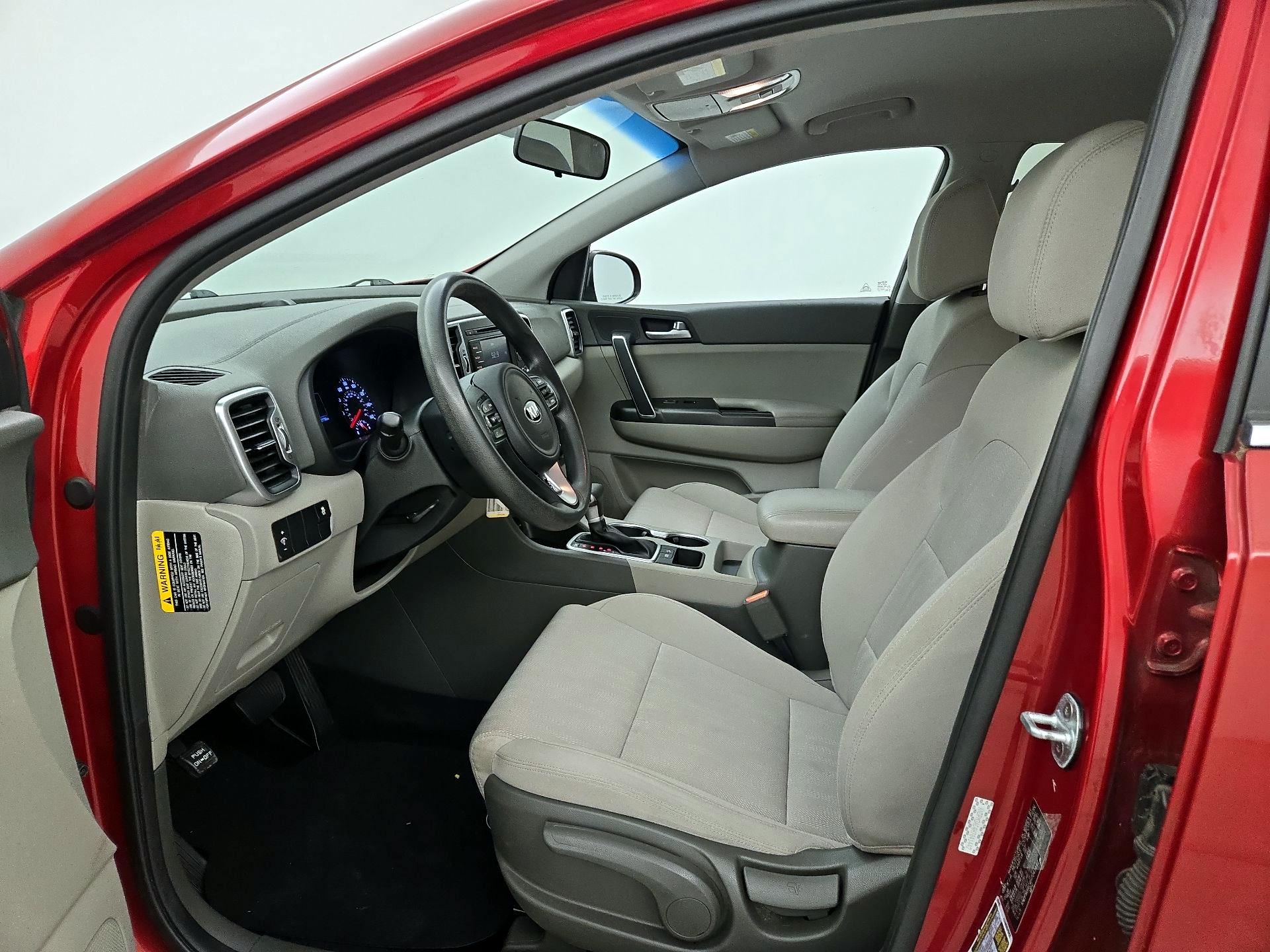 Thumbnail: 2017 Kia Sportage - 11