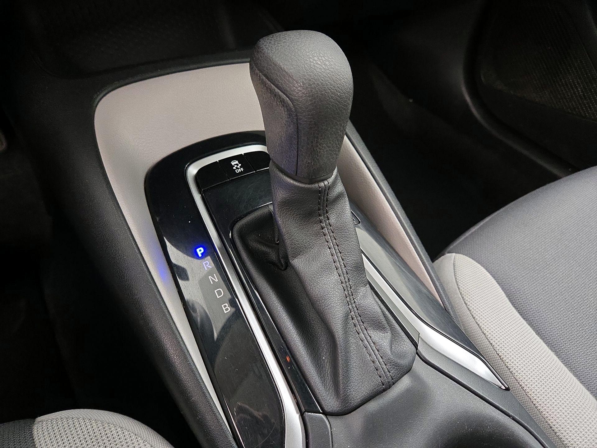 Thumbnail: 2023 Toyota Corolla - 17