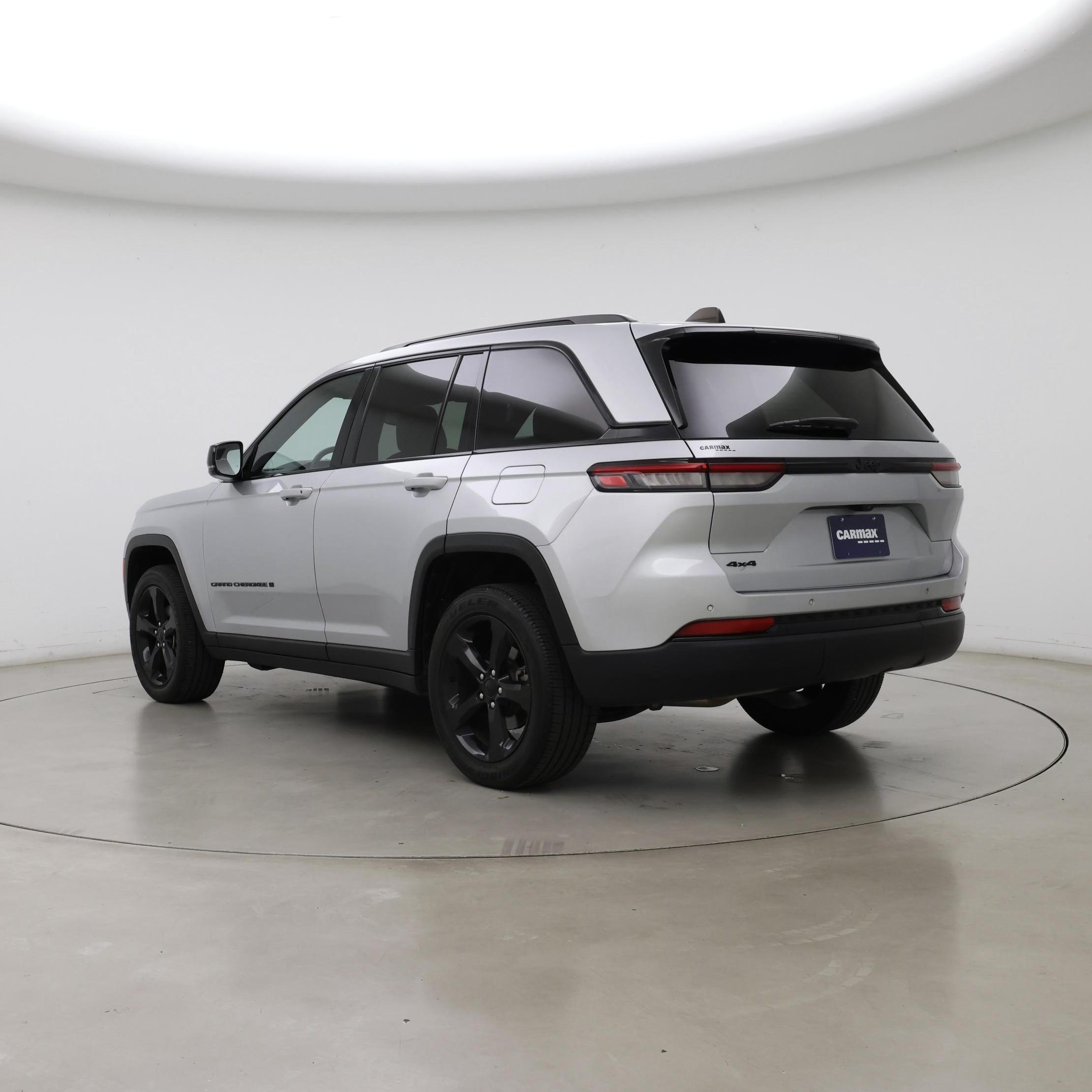 Thumbnail: 2023 Jeep Grand Cherokee - 2