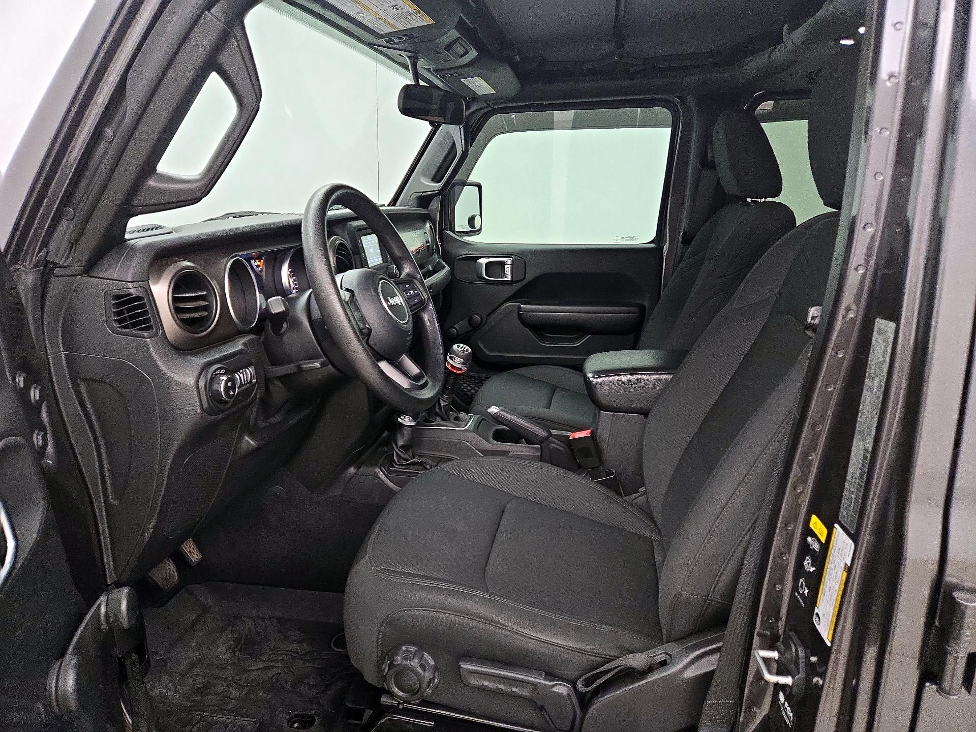 Thumbnail: 2021 Jeep Gladiator - 11