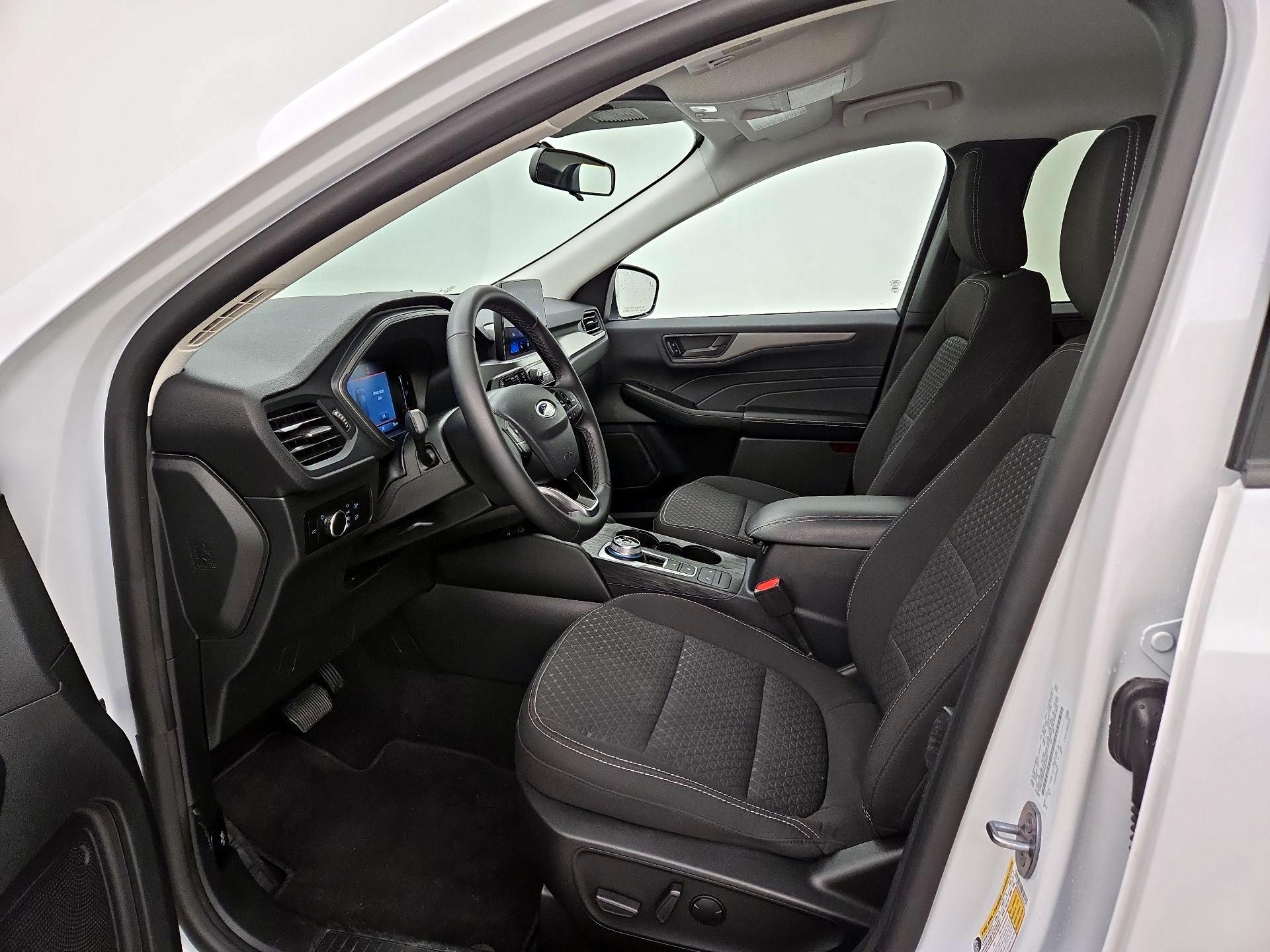 Thumbnail: 2023 Ford Escape - 11