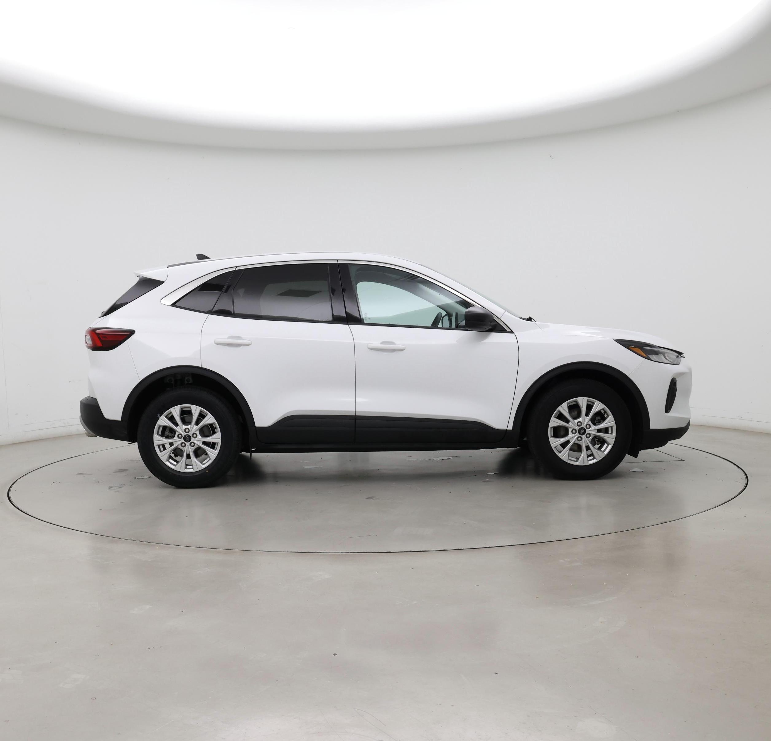 Thumbnail: 2023 Ford Escape - 7