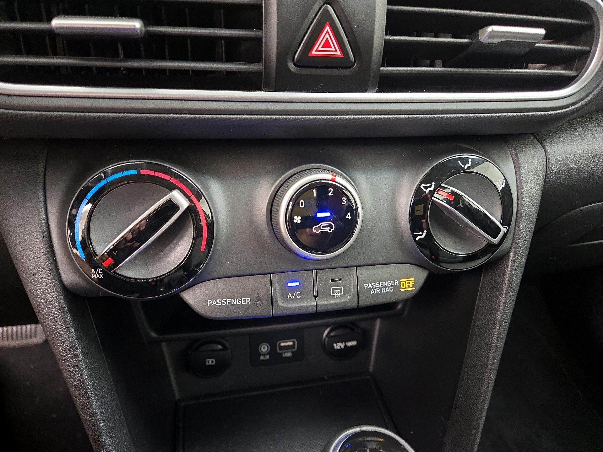 Thumbnail: 2021 Hyundai Kona - 16