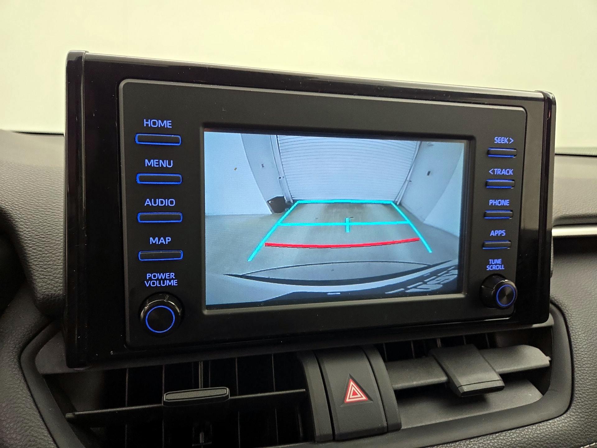 Thumbnail: 2019 Toyota RAV4 - 14