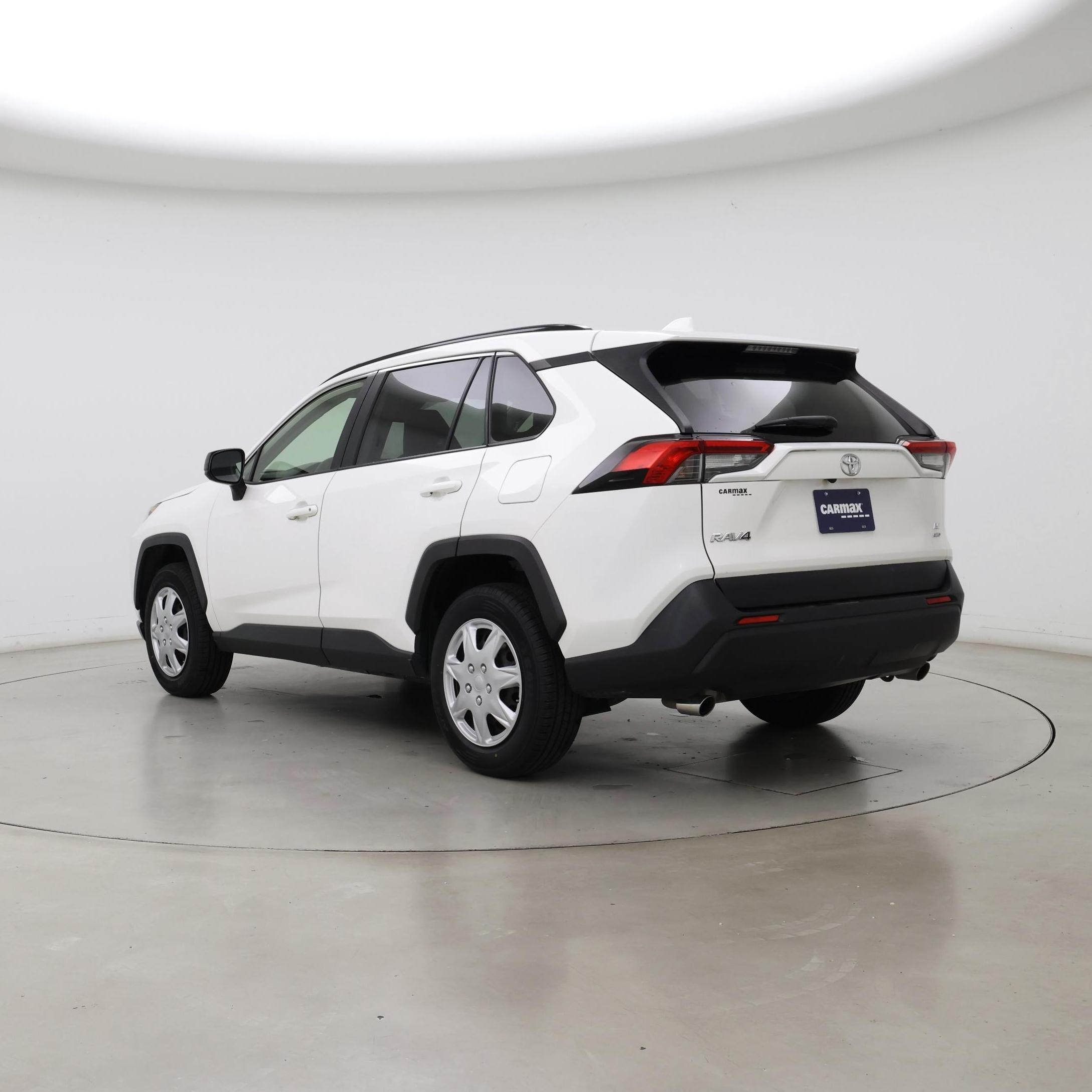 Thumbnail: 2019 Toyota RAV4 - 2