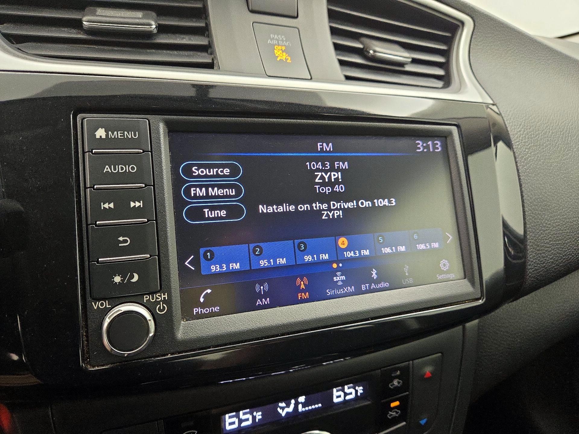 Thumbnail: 2019 Nissan Sentra - 15