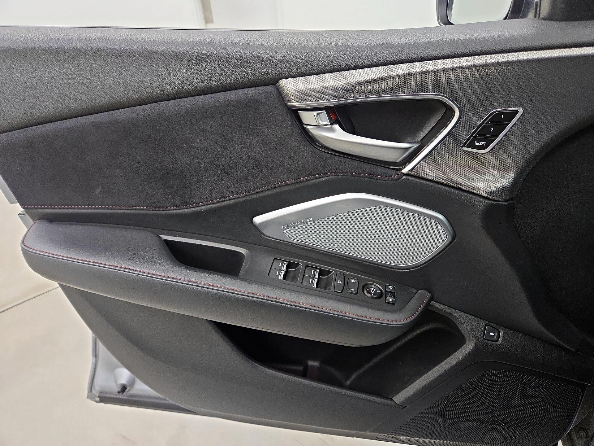 Thumbnail: 2022 Acura RDX - 12