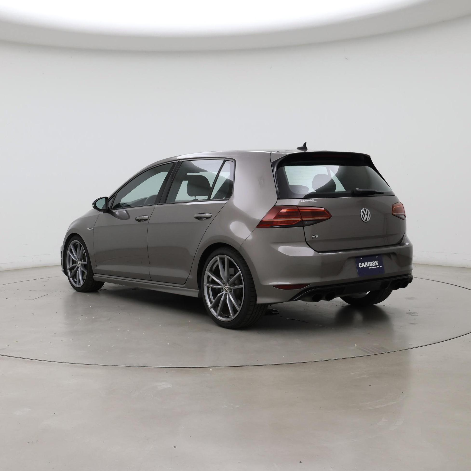 Thumbnail: 2017 Volkswagen Golf - 2