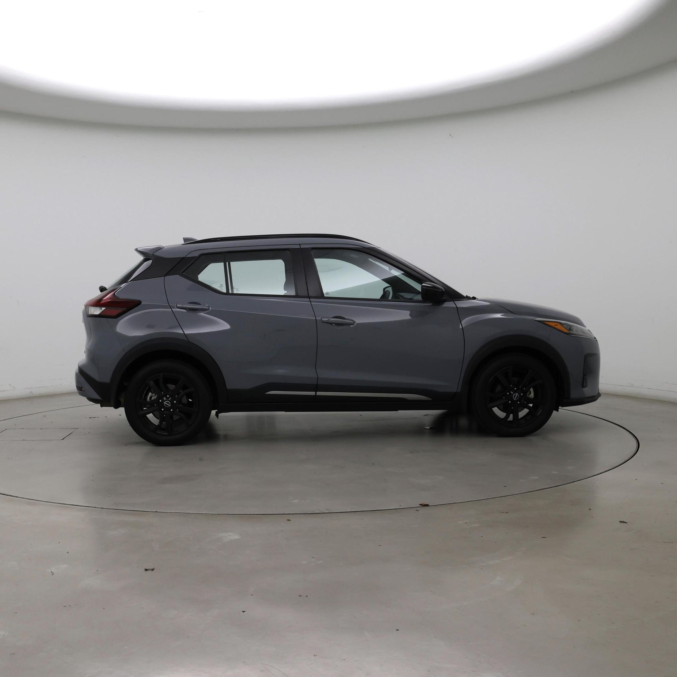 Thumbnail: 2022 Nissan Kicks - 7