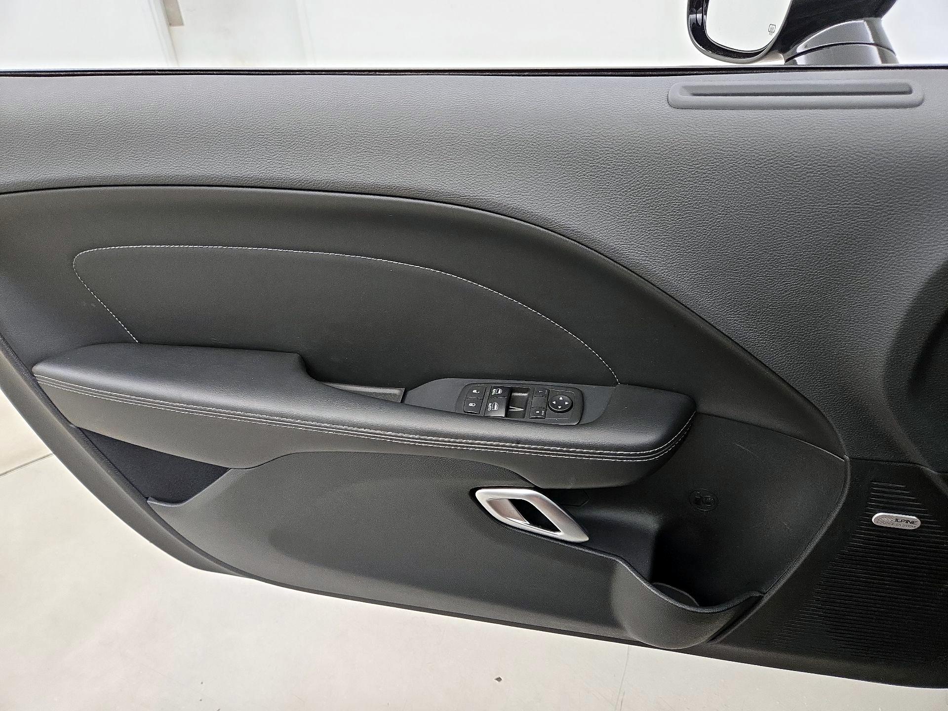 Thumbnail: 2019 Dodge Challenger - 12