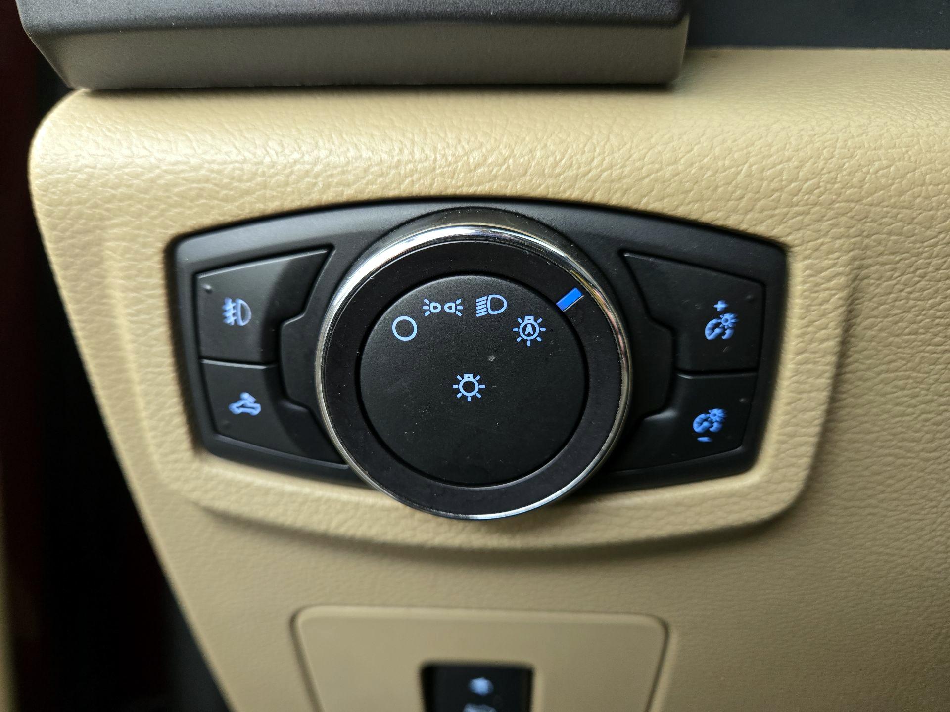 Thumbnail: 2015 Ford F-150 - 13