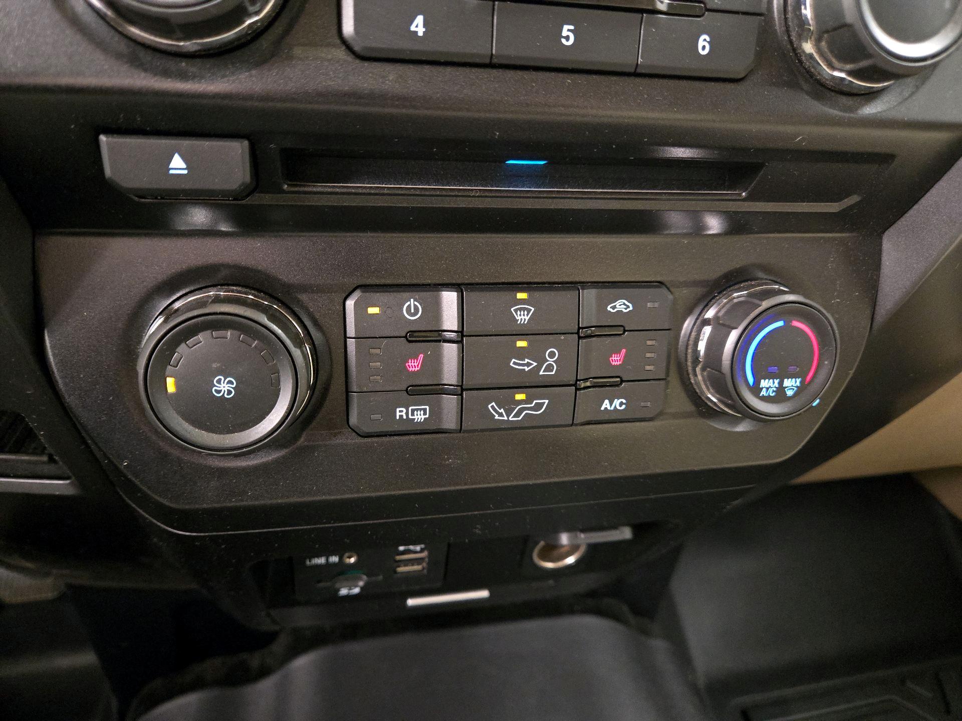 Thumbnail: 2015 Ford F-150 - 16