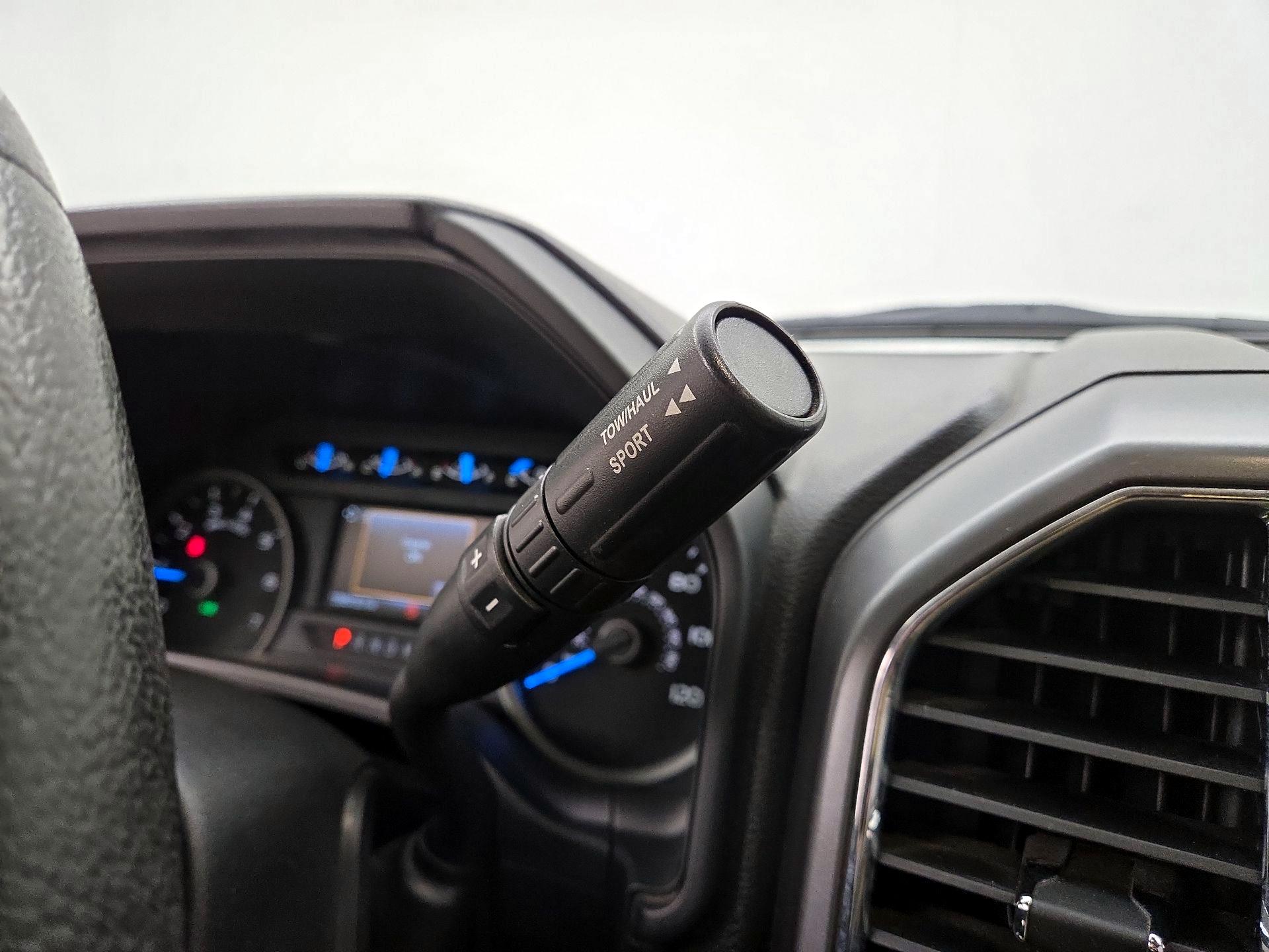 Thumbnail: 2015 Ford F-150 - 17