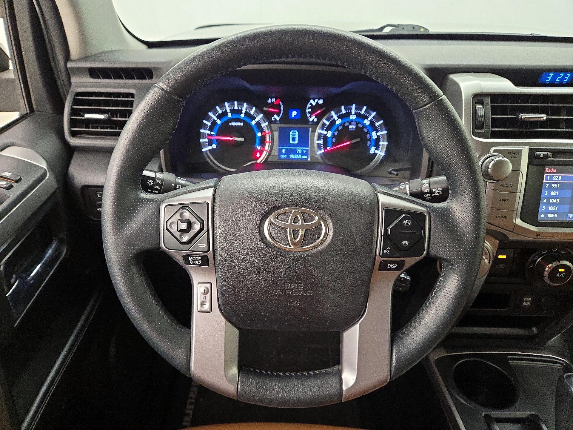 Thumbnail: 2016 Toyota 4Runner - 10