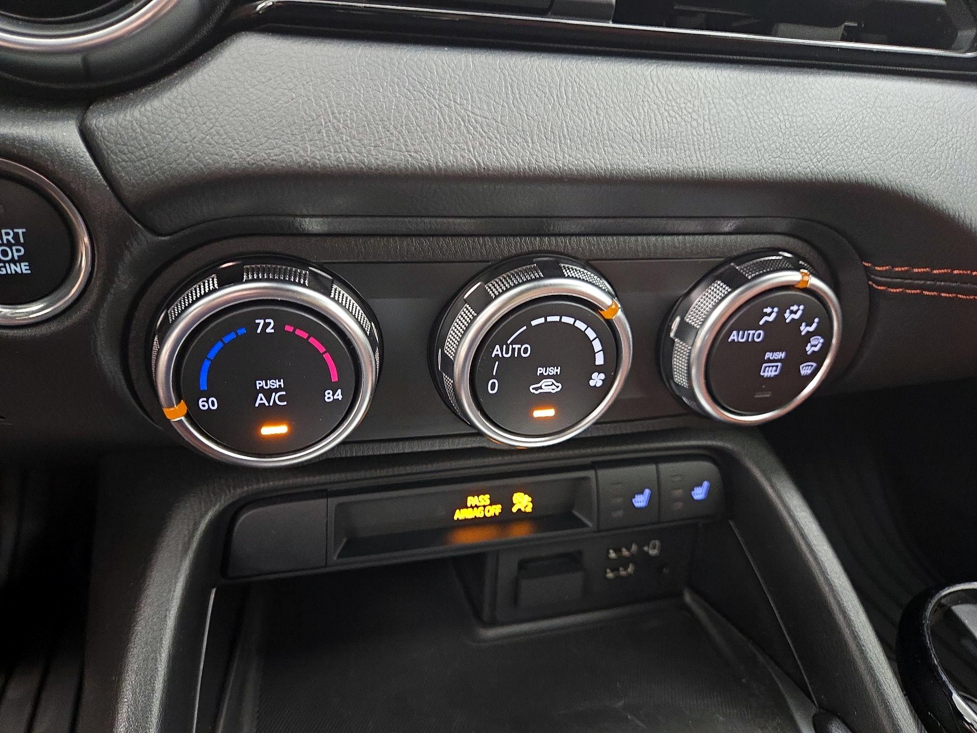 Thumbnail: 2023 Mazda MX-5 Miata - 17