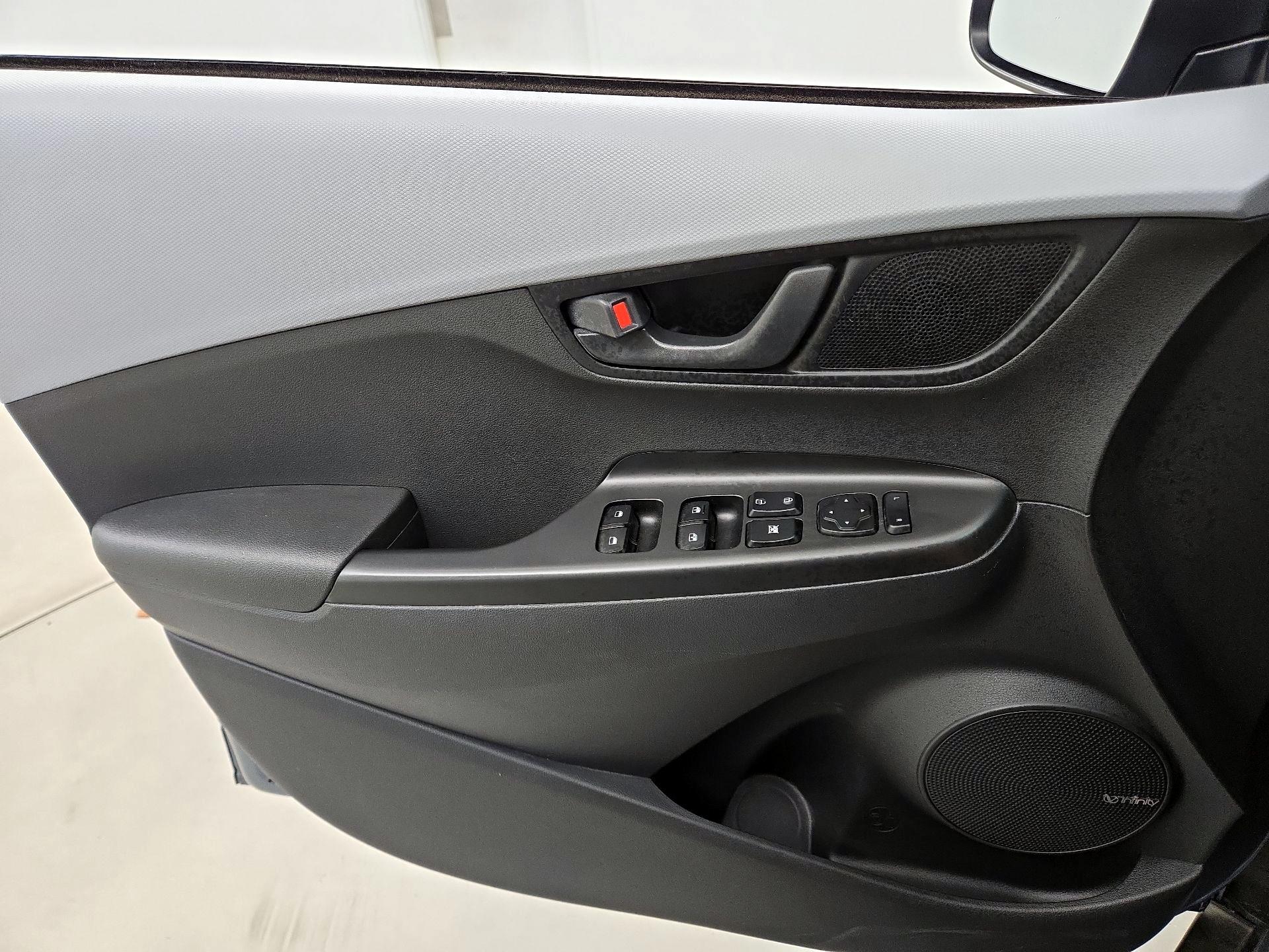 Thumbnail: 2019 Hyundai Kona - 12