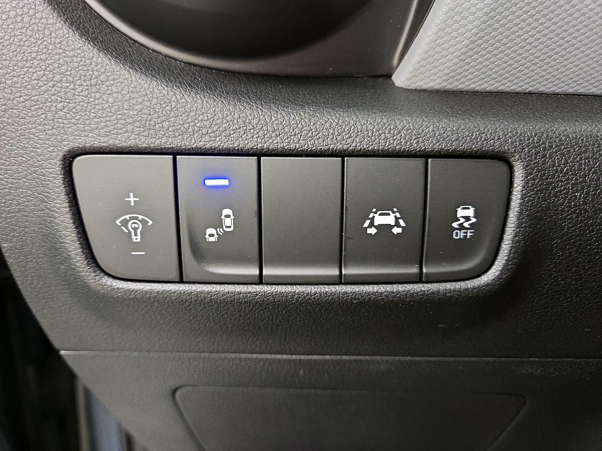 Thumbnail: 2019 Hyundai Kona - 13