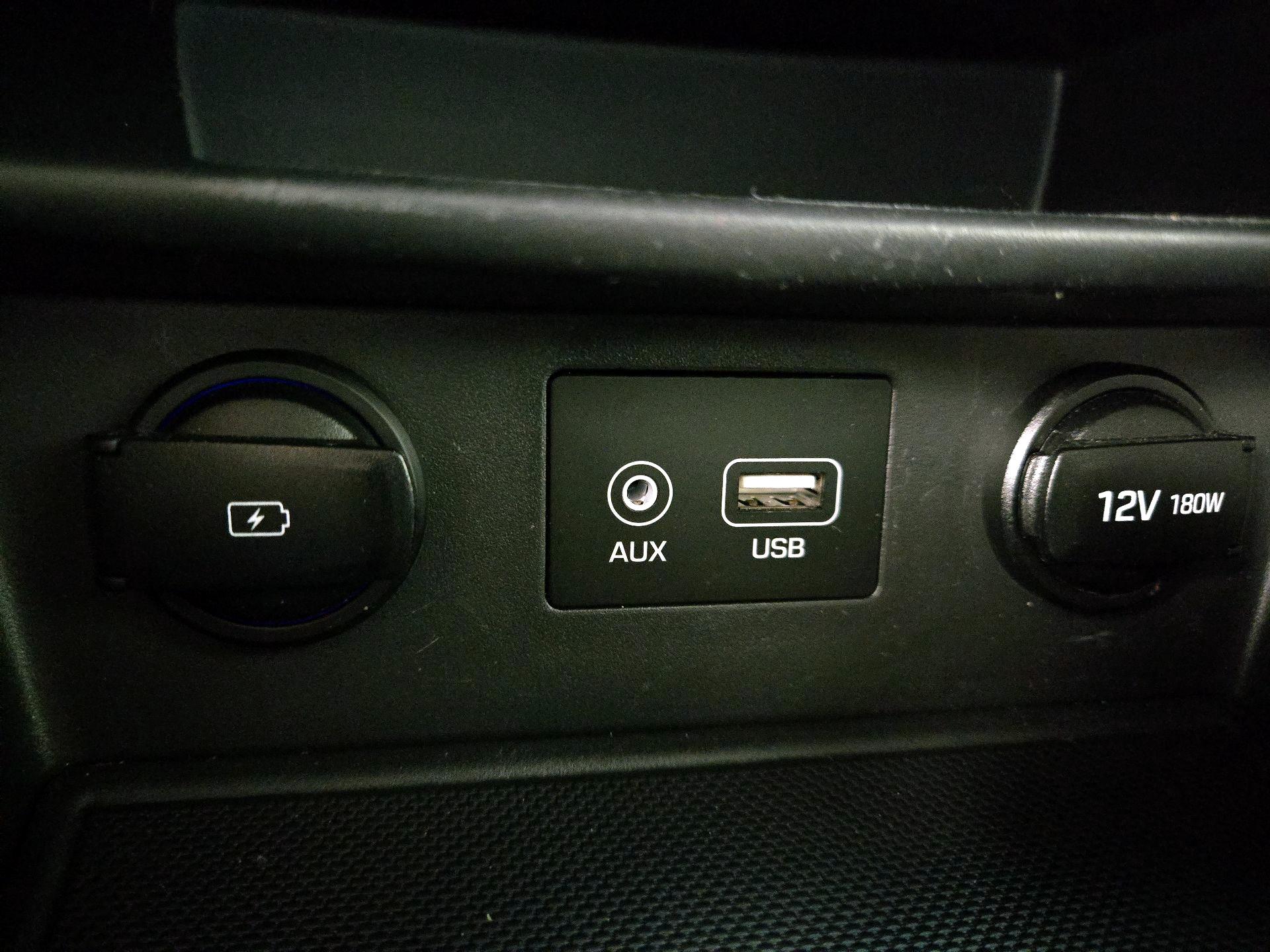 Thumbnail: 2019 Hyundai Kona - 18