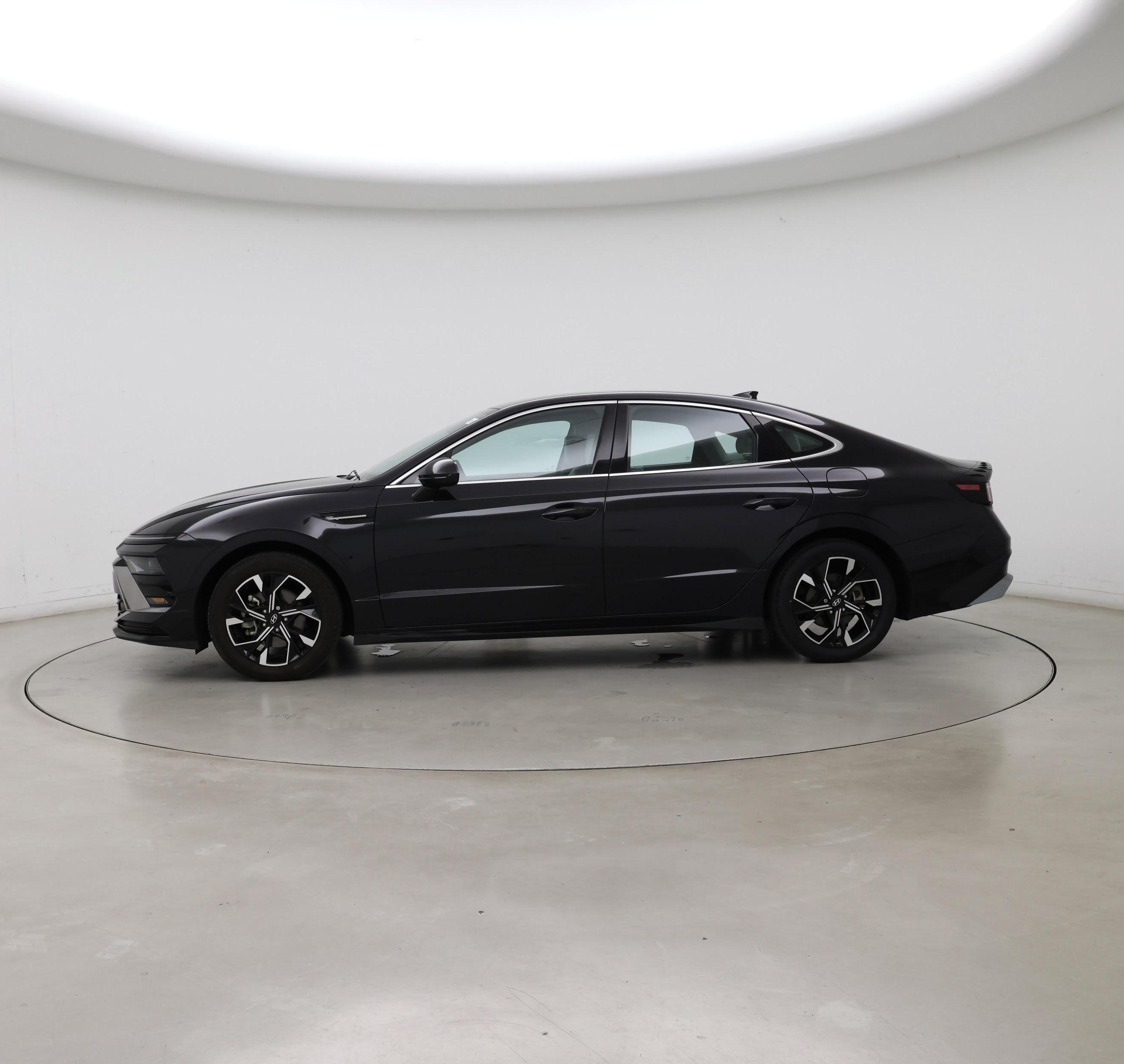 Thumbnail: 2024 Hyundai Sonata - 3