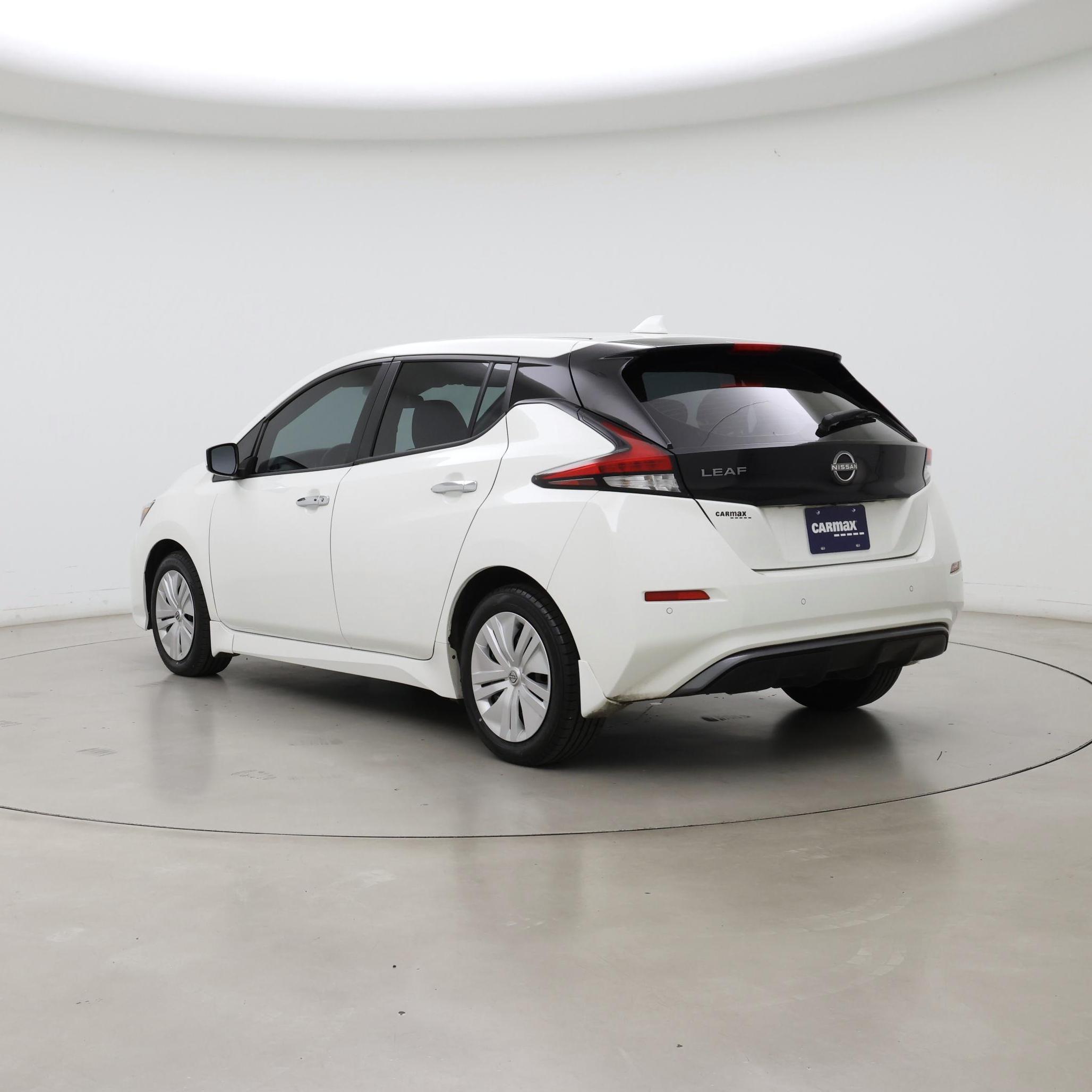 Thumbnail: 2023 Nissan Leaf - 2
